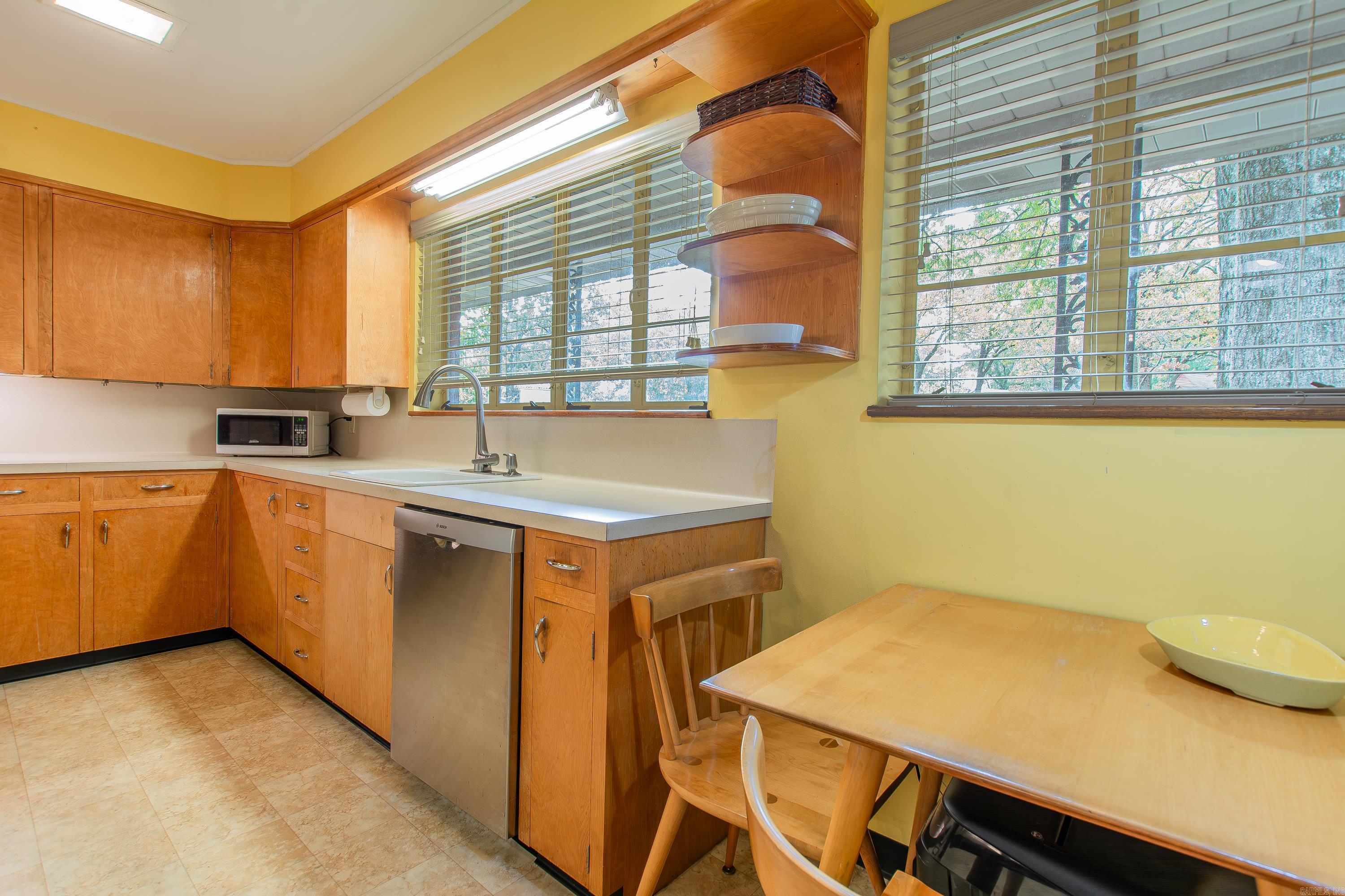 616  Skyline Dr  North Little Rock, AR
