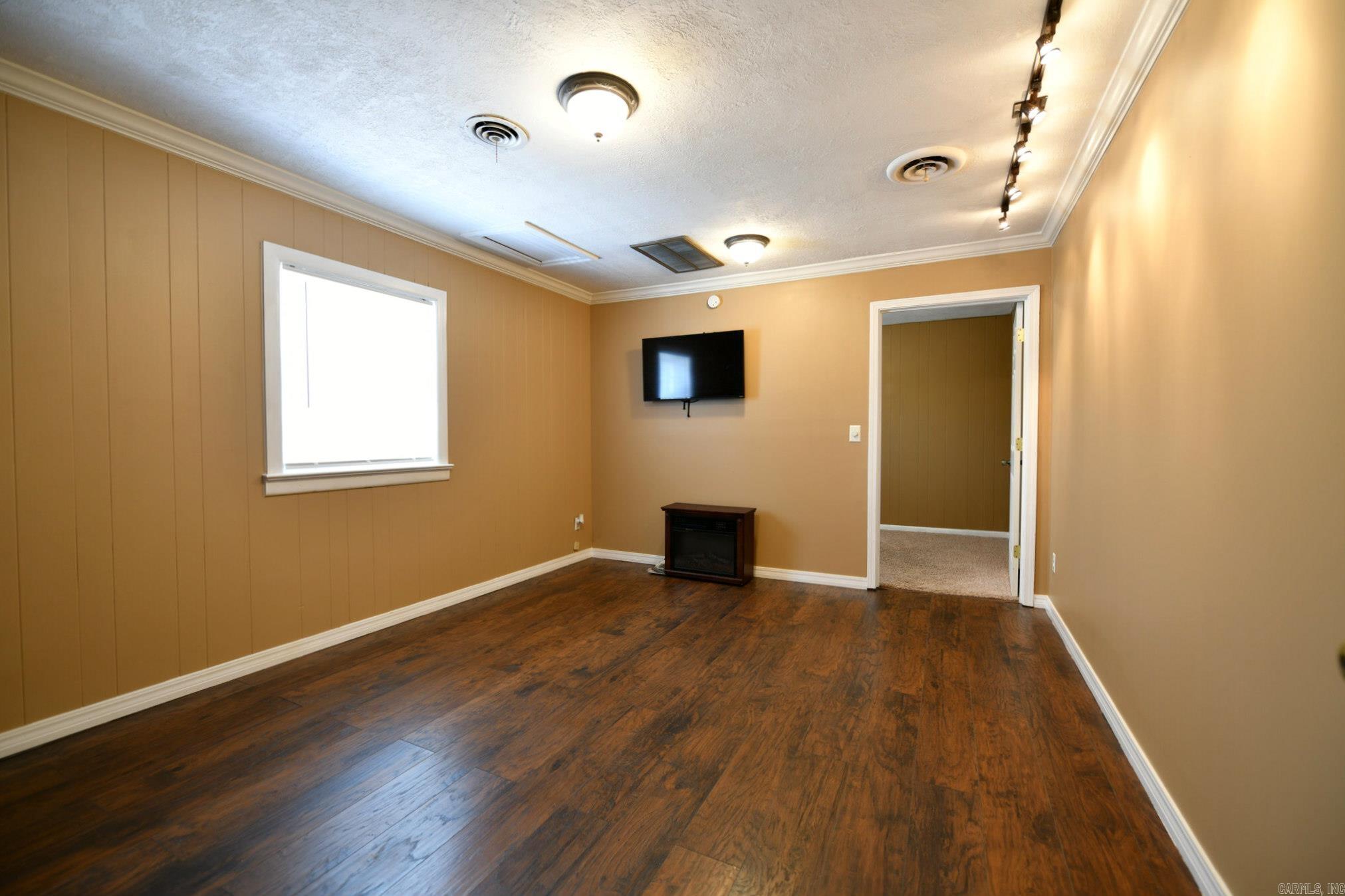 301 Reine St Mena, AR 71953
