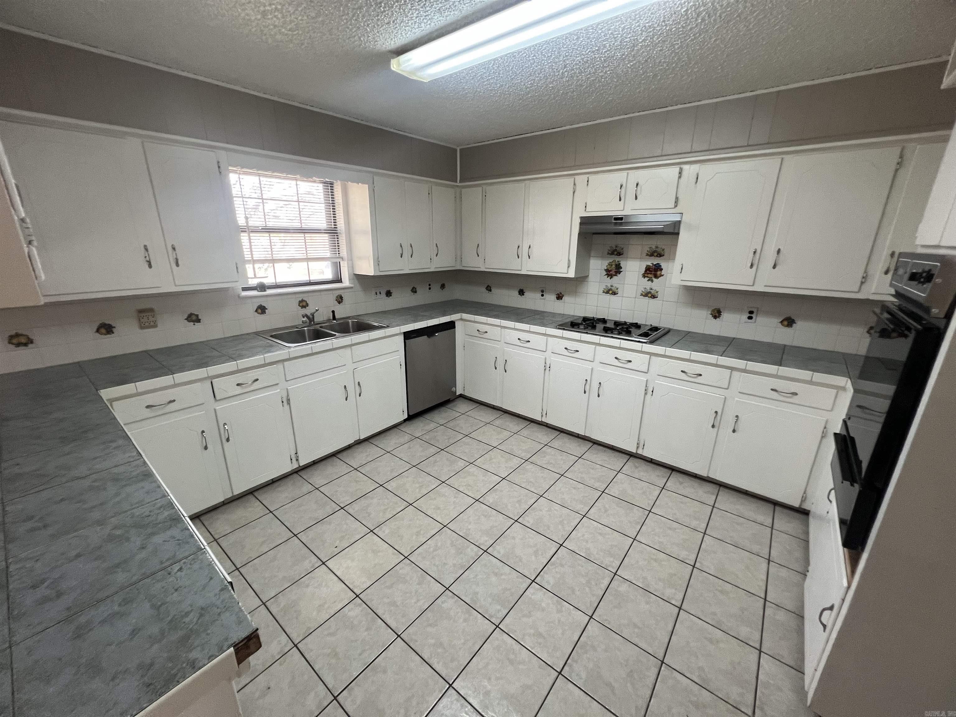 8096 Zuber Road Benton, AR 72019