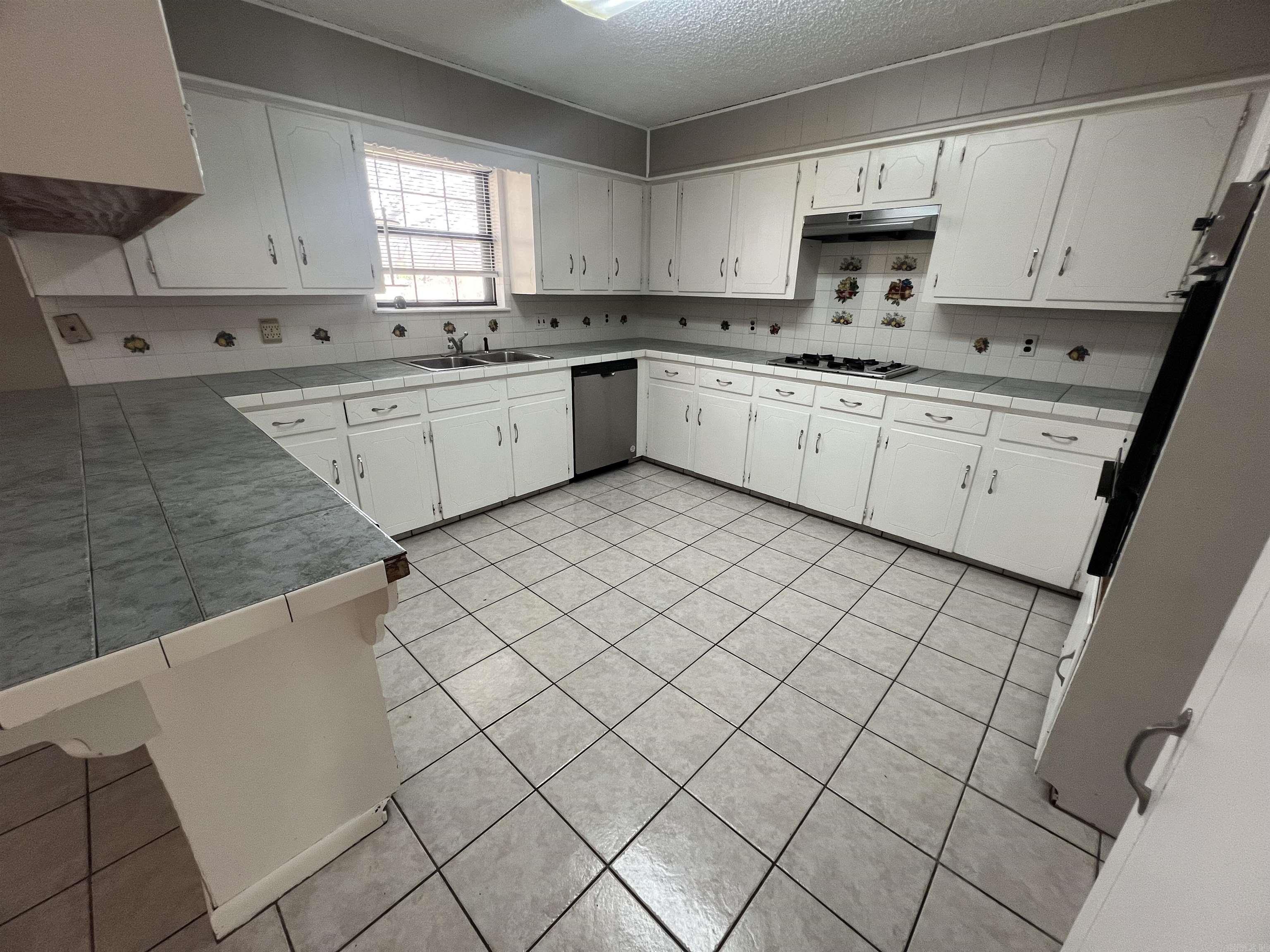 8096 Zuber Road Benton, AR 72019