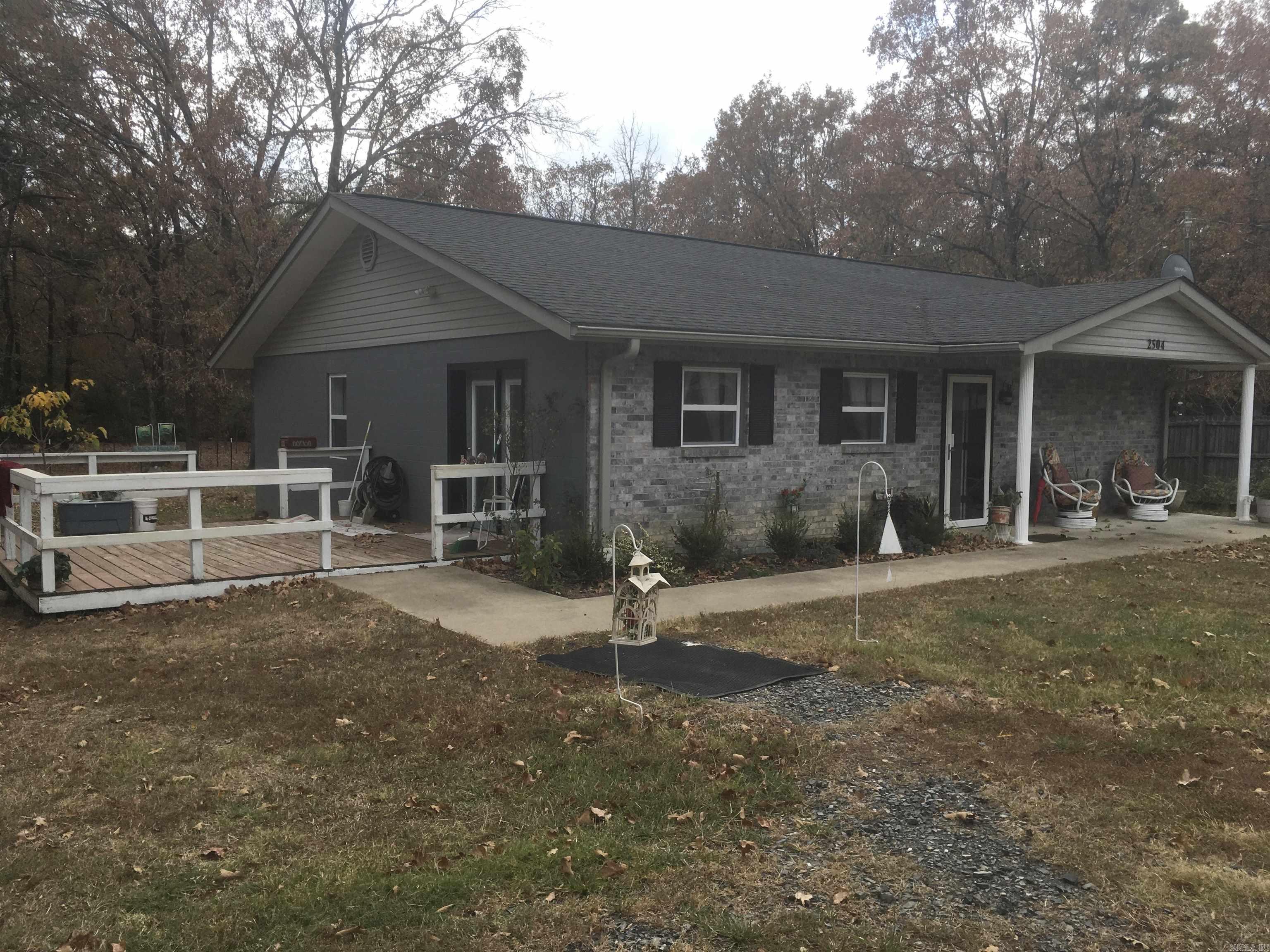 2504  Sutherland Ave  Mena, AR