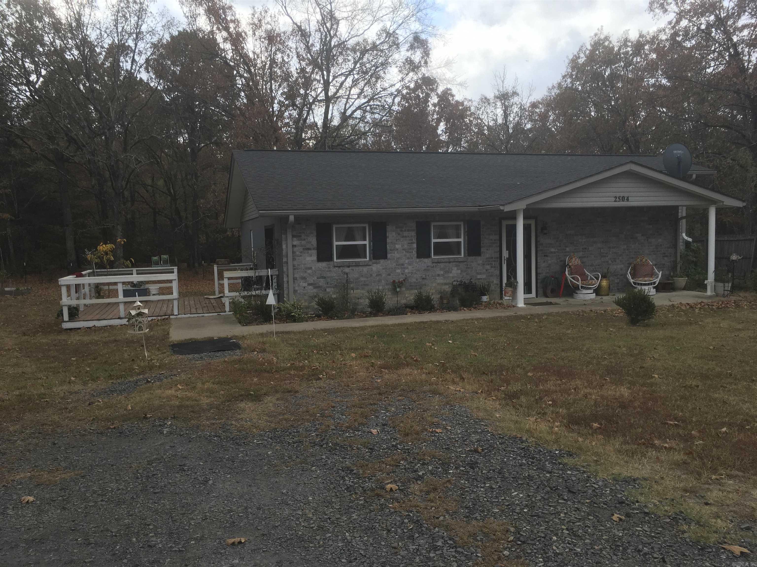 2504  Sutherland Ave  Mena, AR