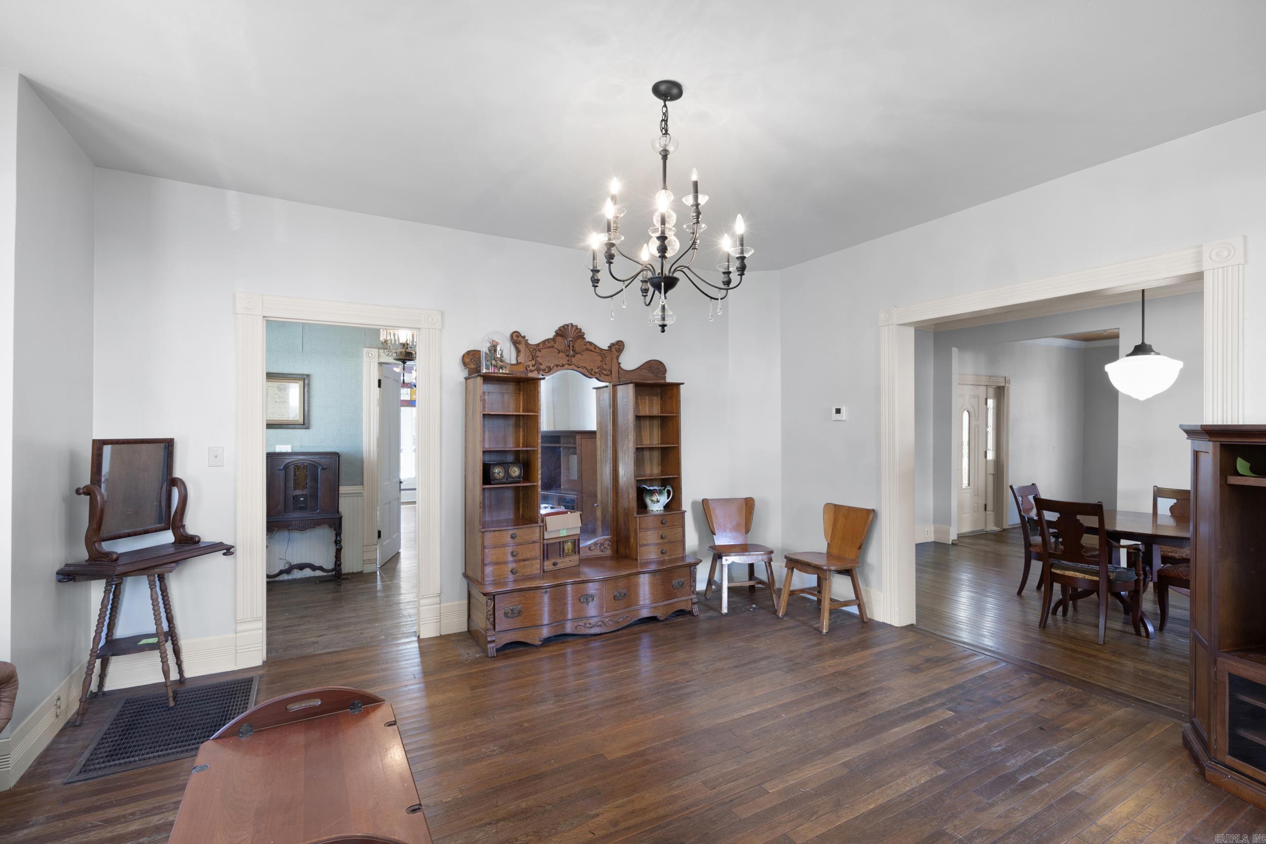 601 N Front  Dardanelle, AR