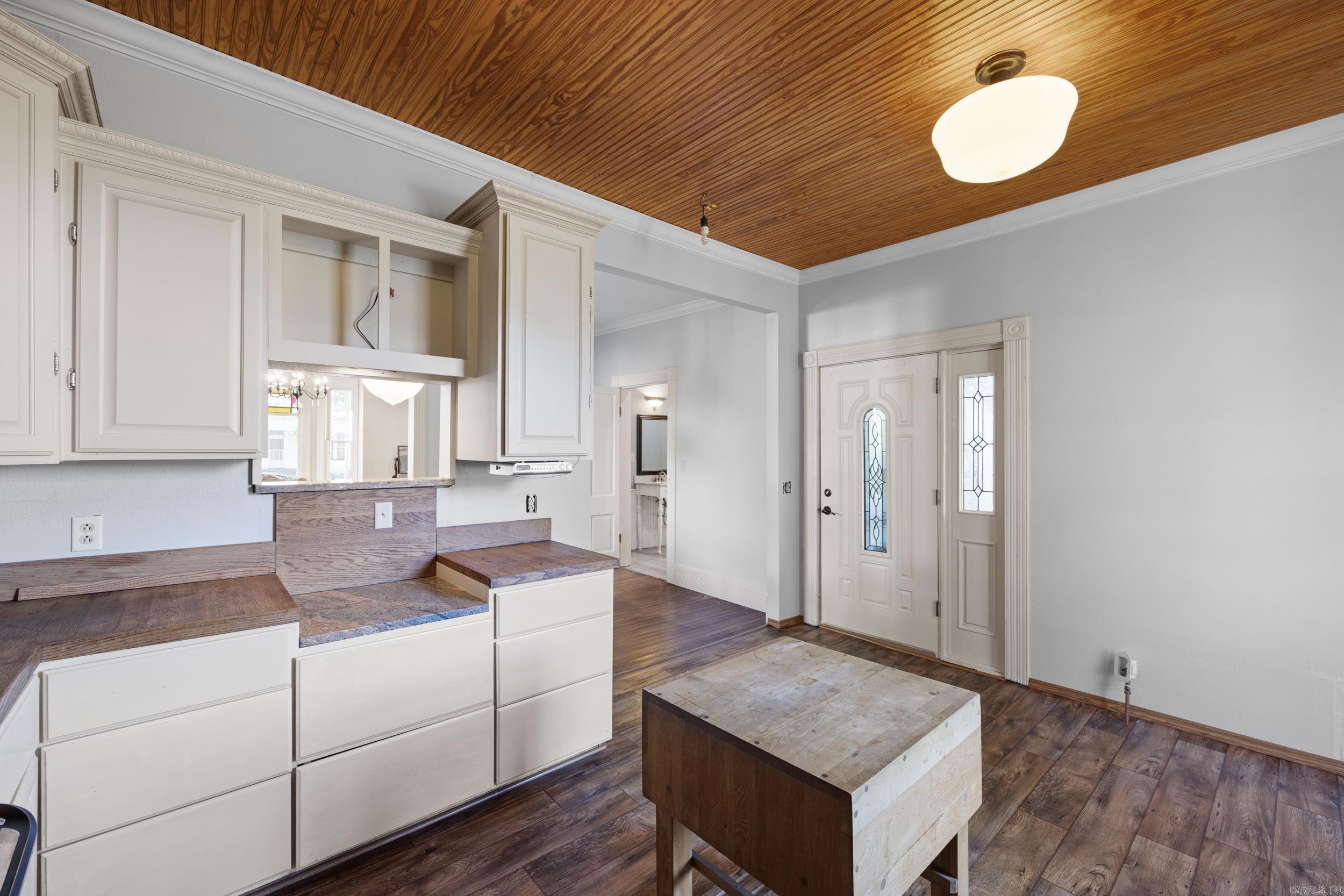 601 N Front  Dardanelle, AR