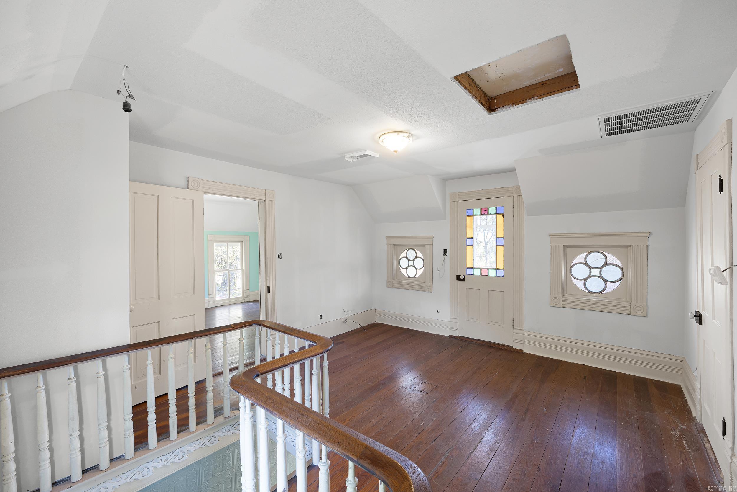 601 N Front  Dardanelle, AR