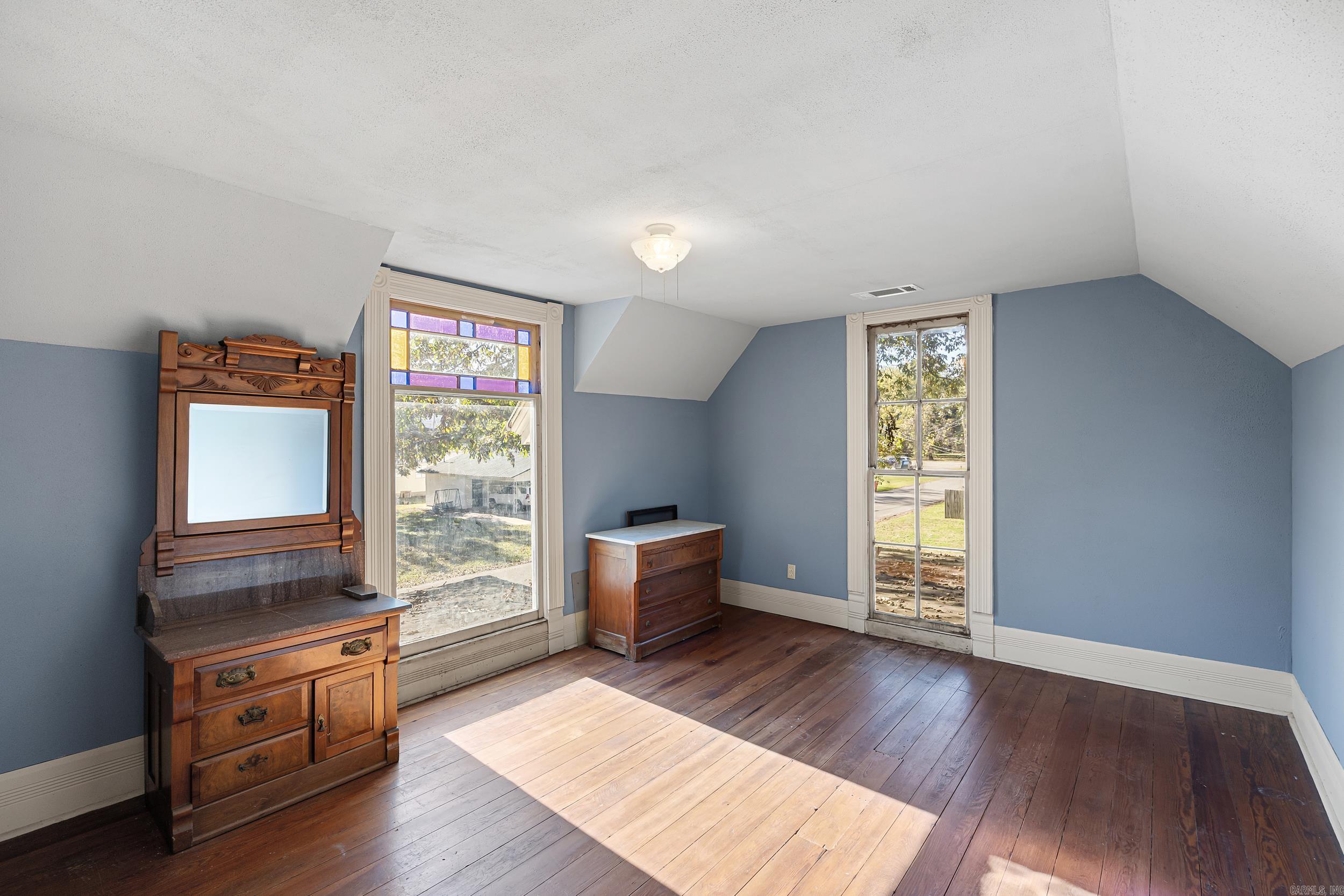 601 N Front  Dardanelle, AR