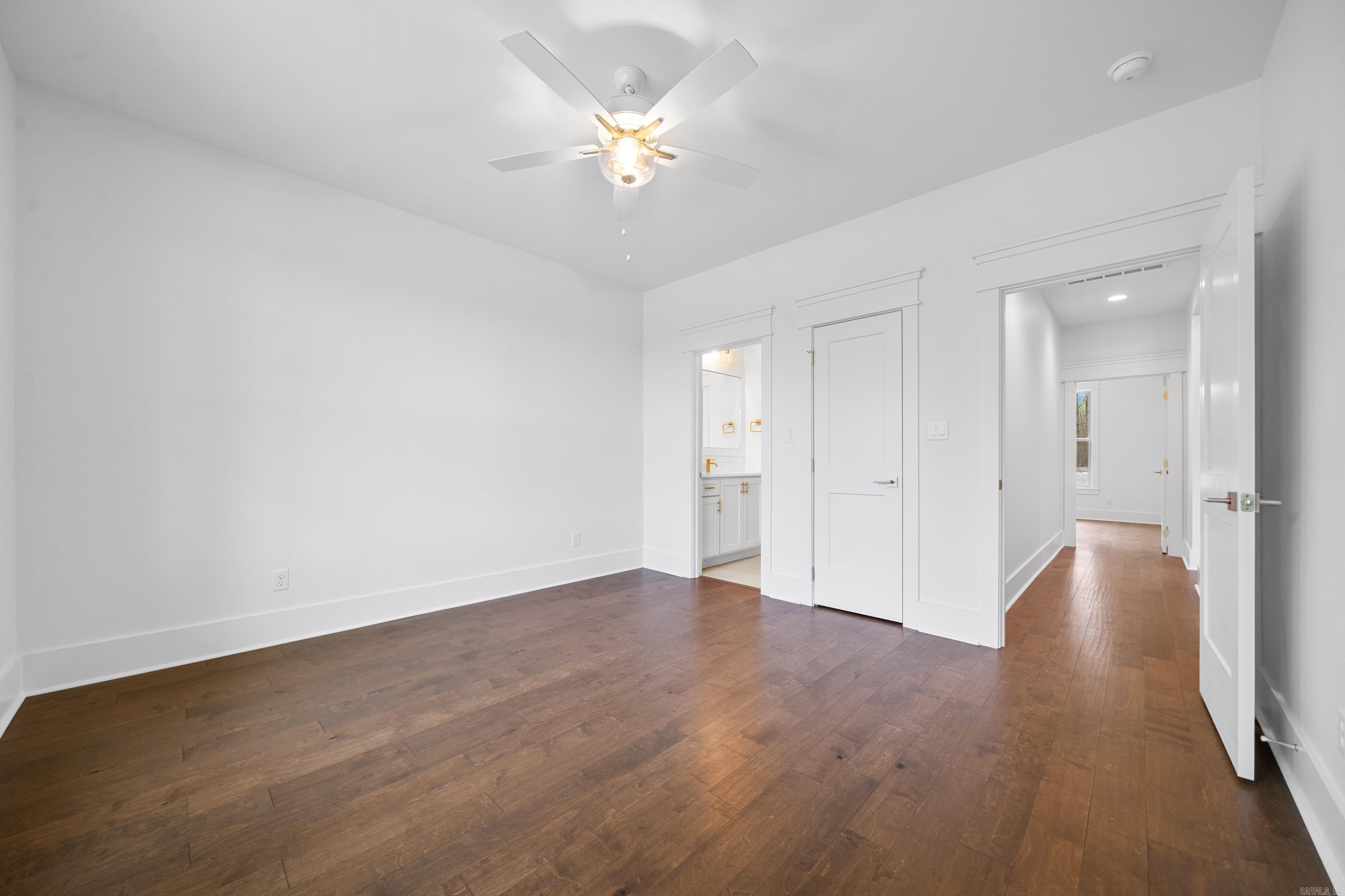 69 Manzanares Dr Drive Hot Springs Village, AR 71909
