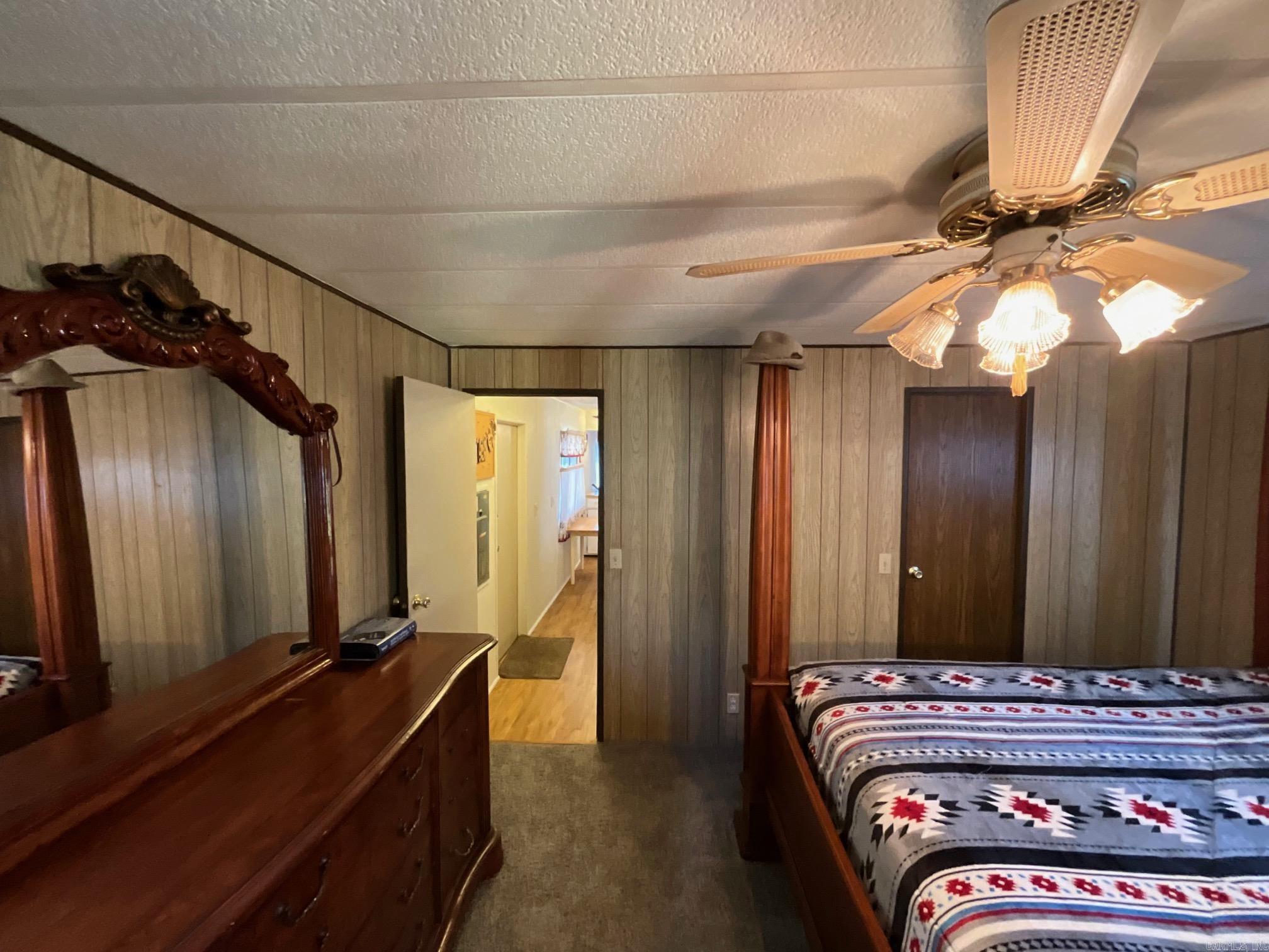 3910  Central  Hot Springs, AR