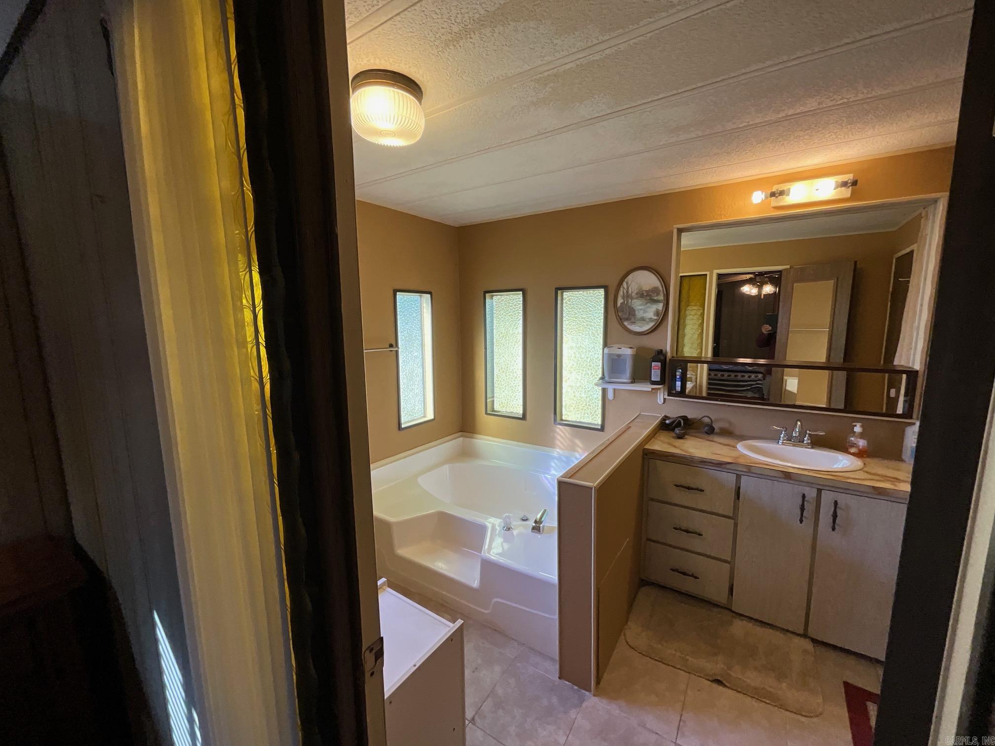 3910  Central  Hot Springs, AR