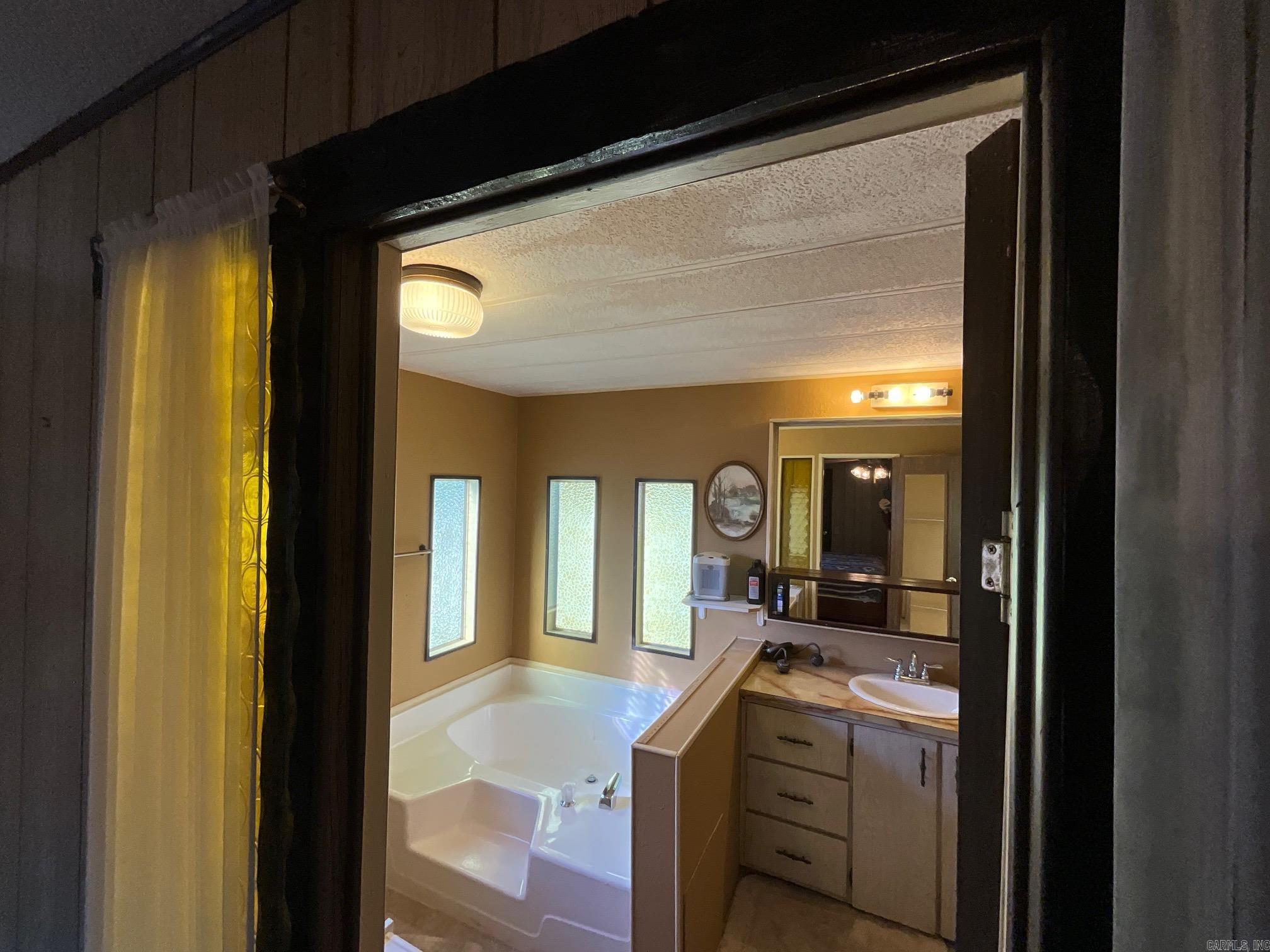3910  Central  Hot Springs, AR