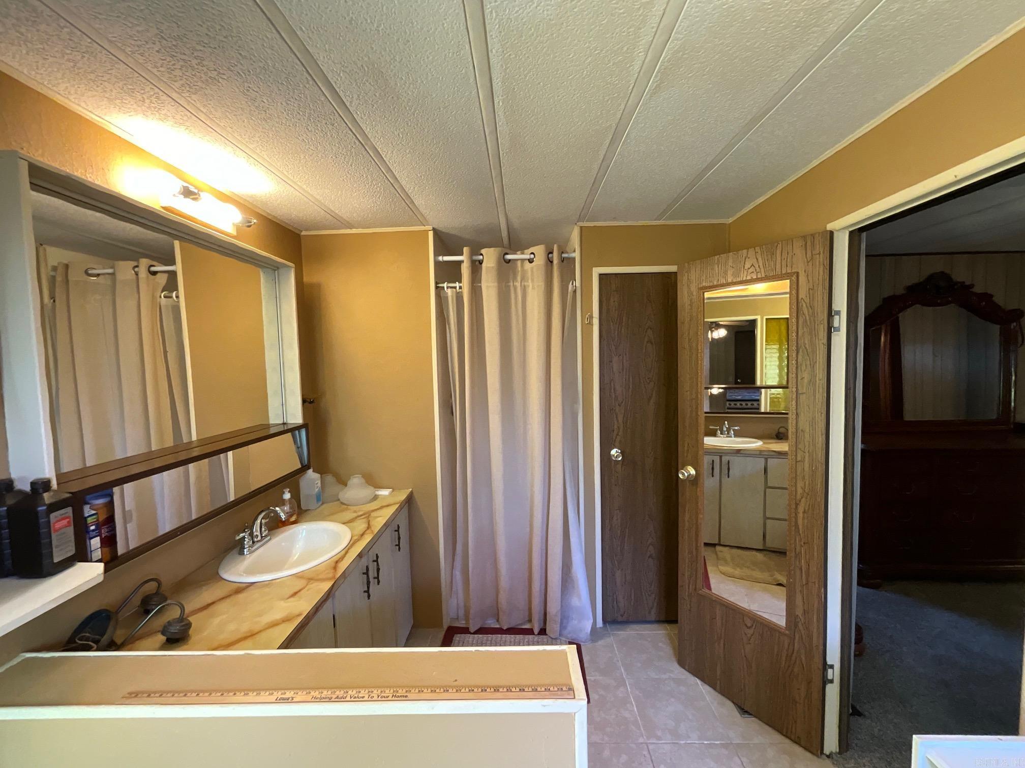 3910  Central  Hot Springs, AR
