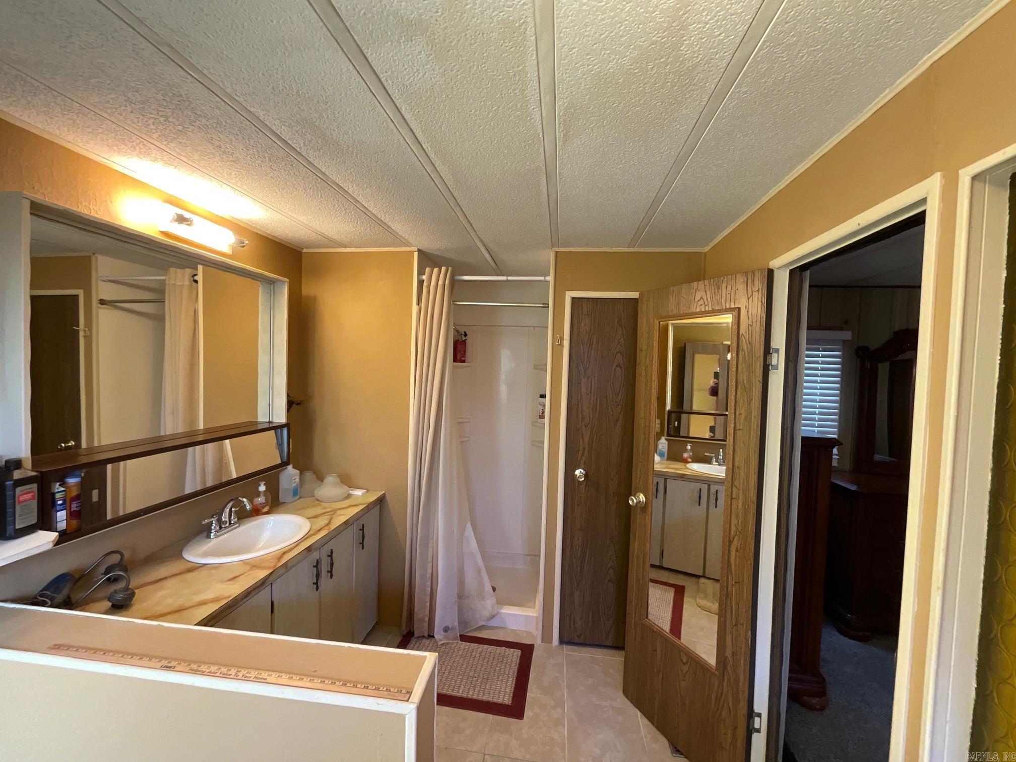 3910  Central  Hot Springs, AR
