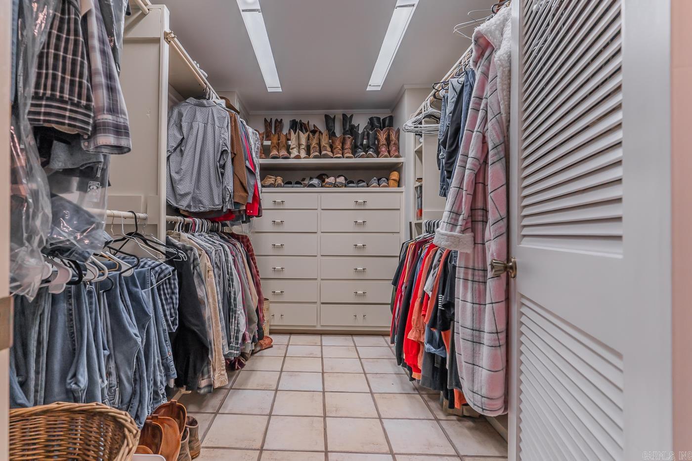 1706  Hillcrest  Paragould, AR