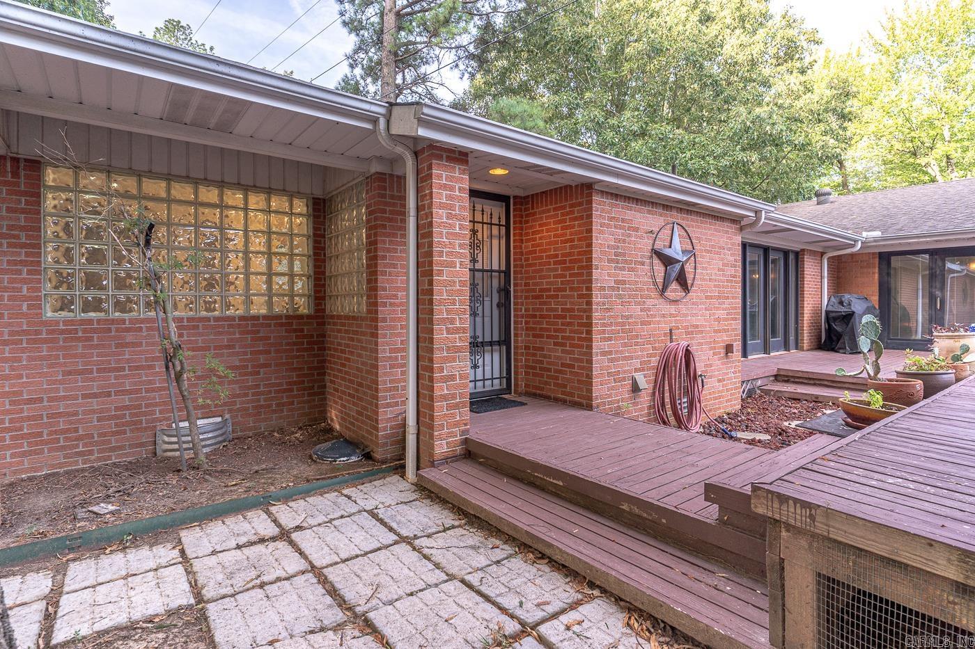 1706  Hillcrest  Paragould, AR