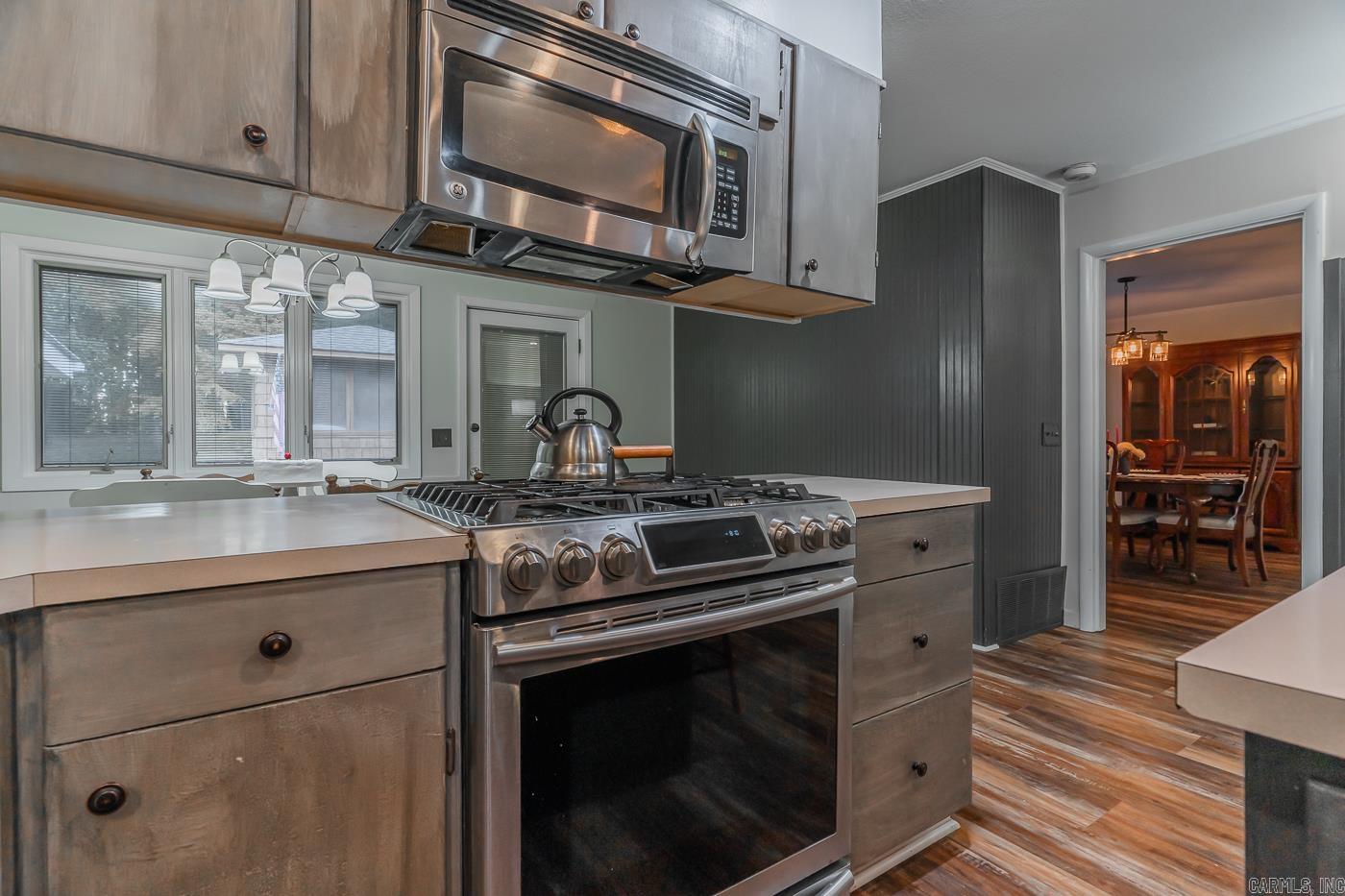 1706  Hillcrest  Paragould, AR