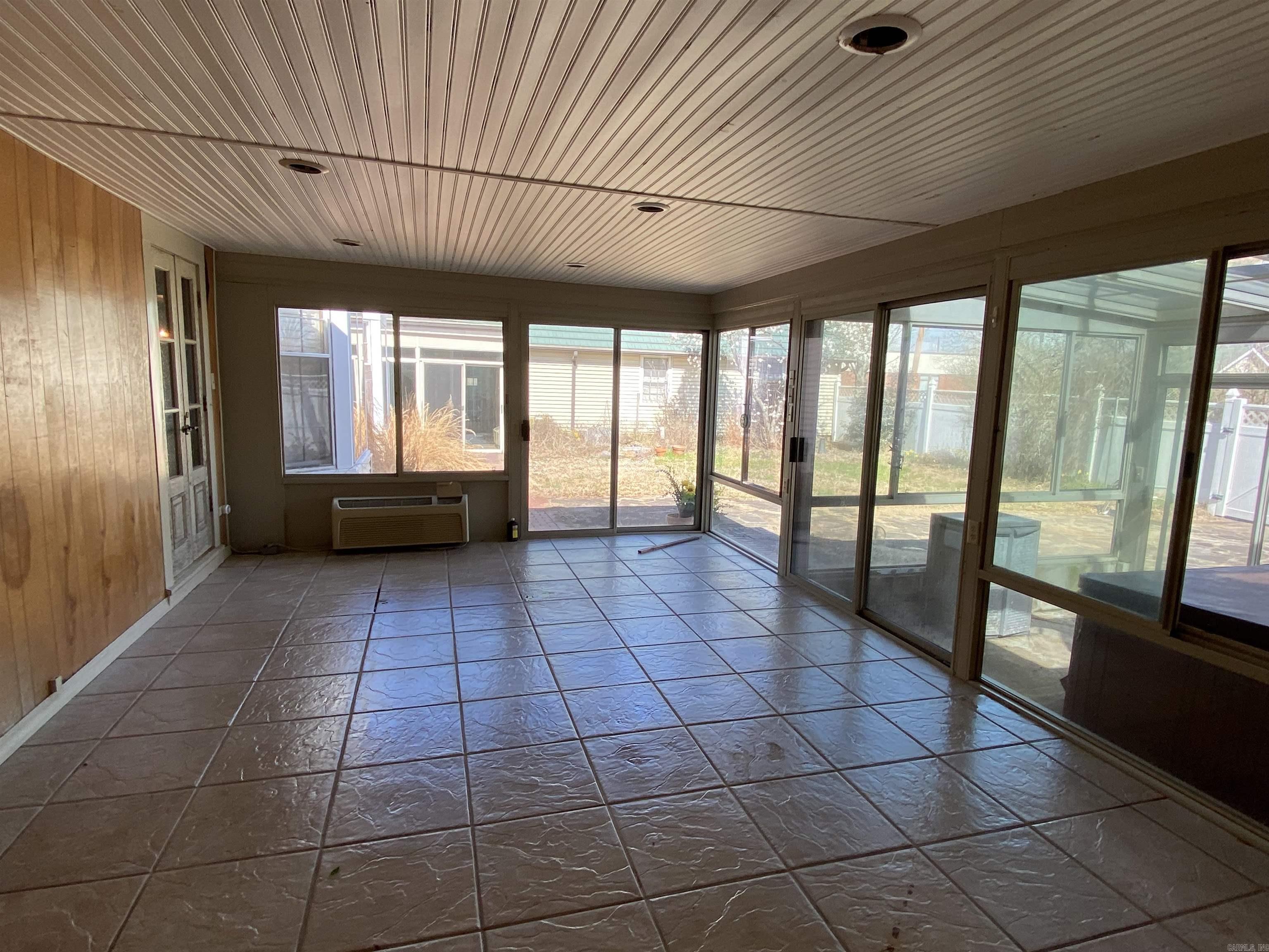 709 S 2nd Avenue Murfreesboro, AR 71958