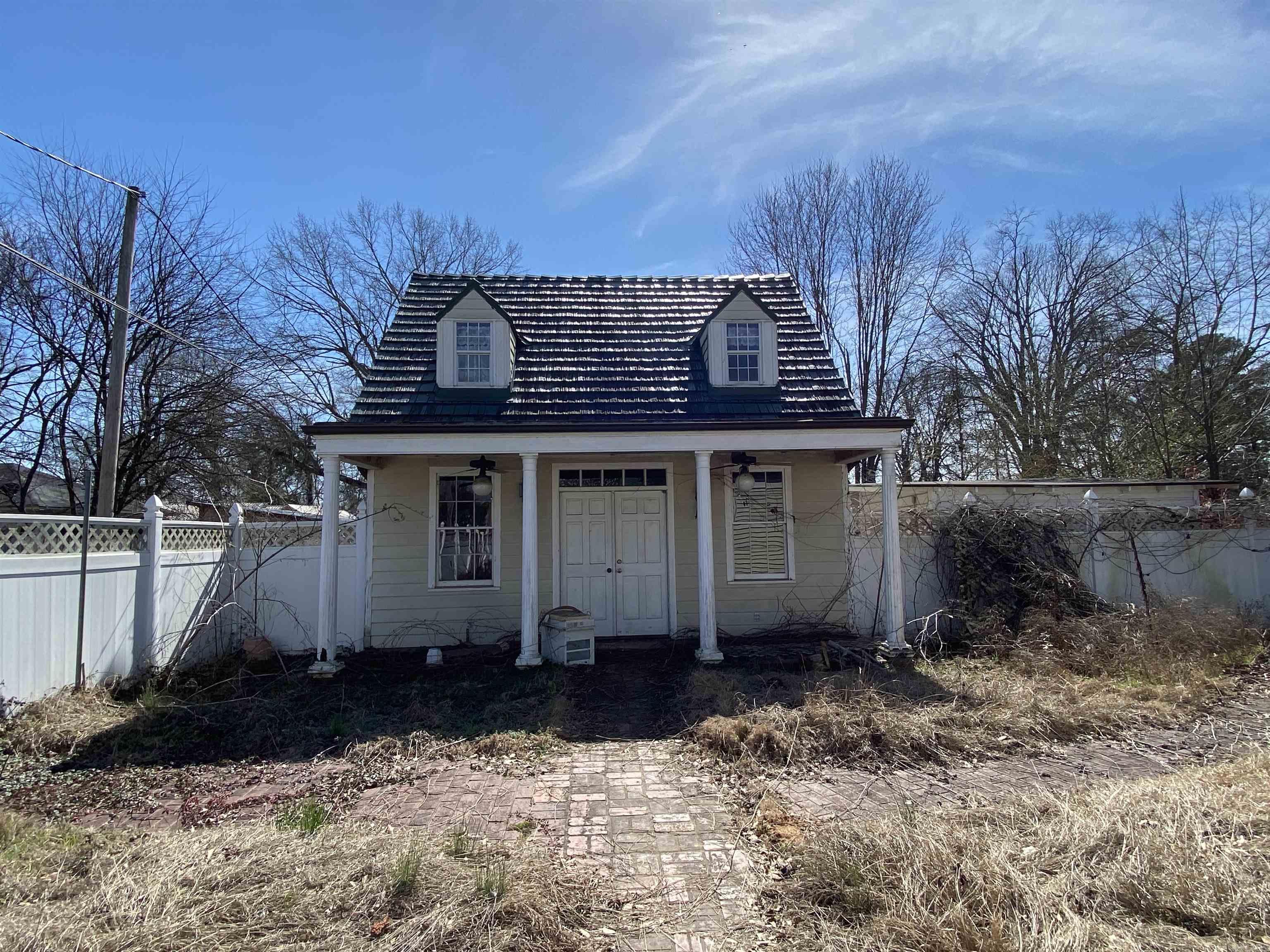 709 S 2nd Avenue Murfreesboro, AR 71958