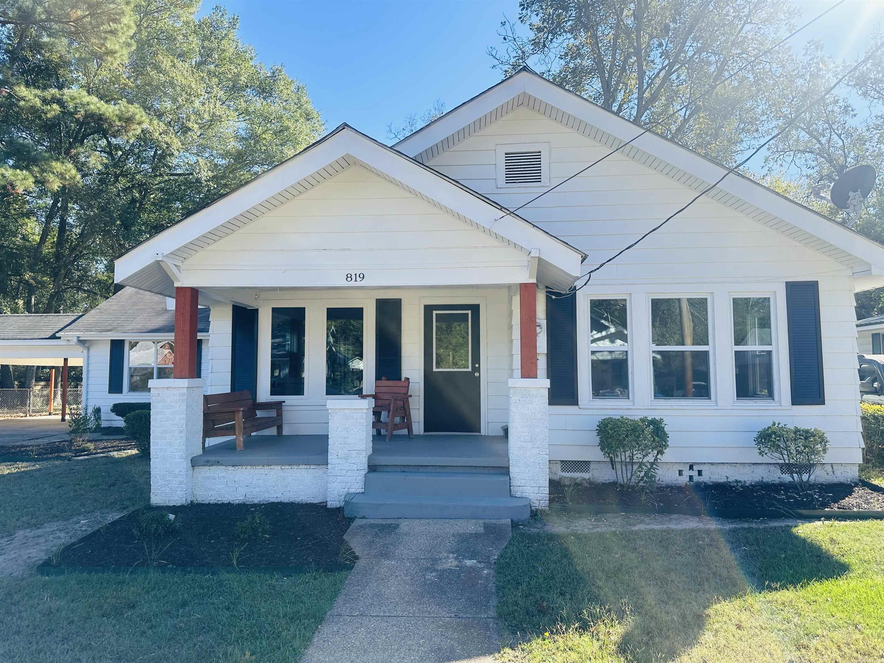 819  Hall  Malvern, AR