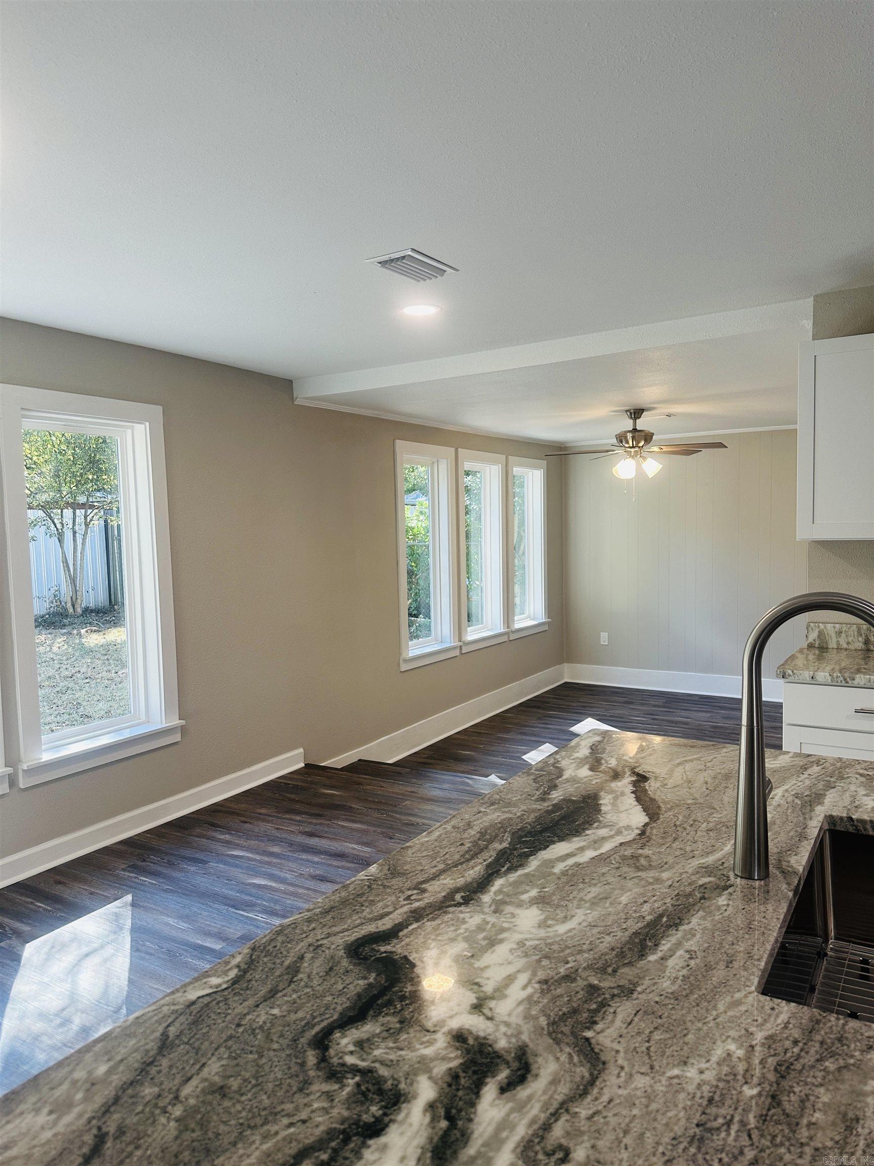 819  Hall  Malvern, AR