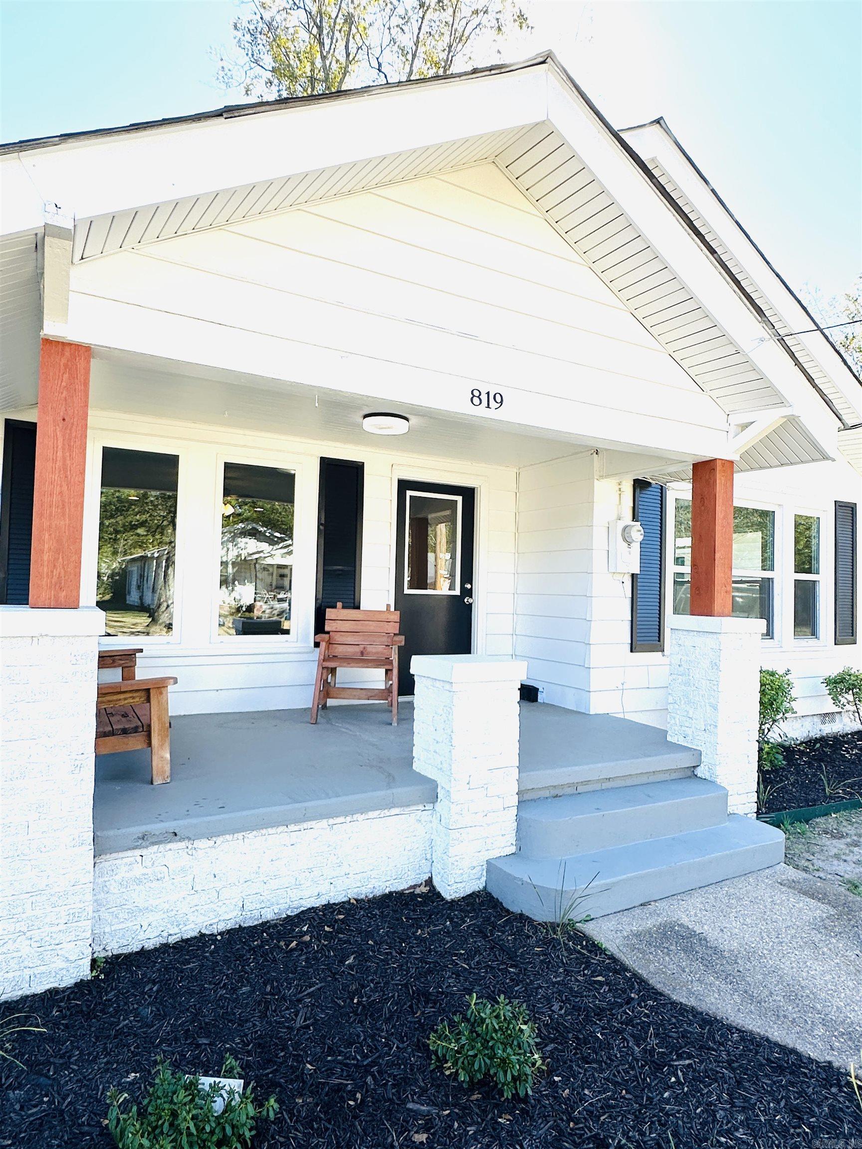 819  Hall  Malvern, AR