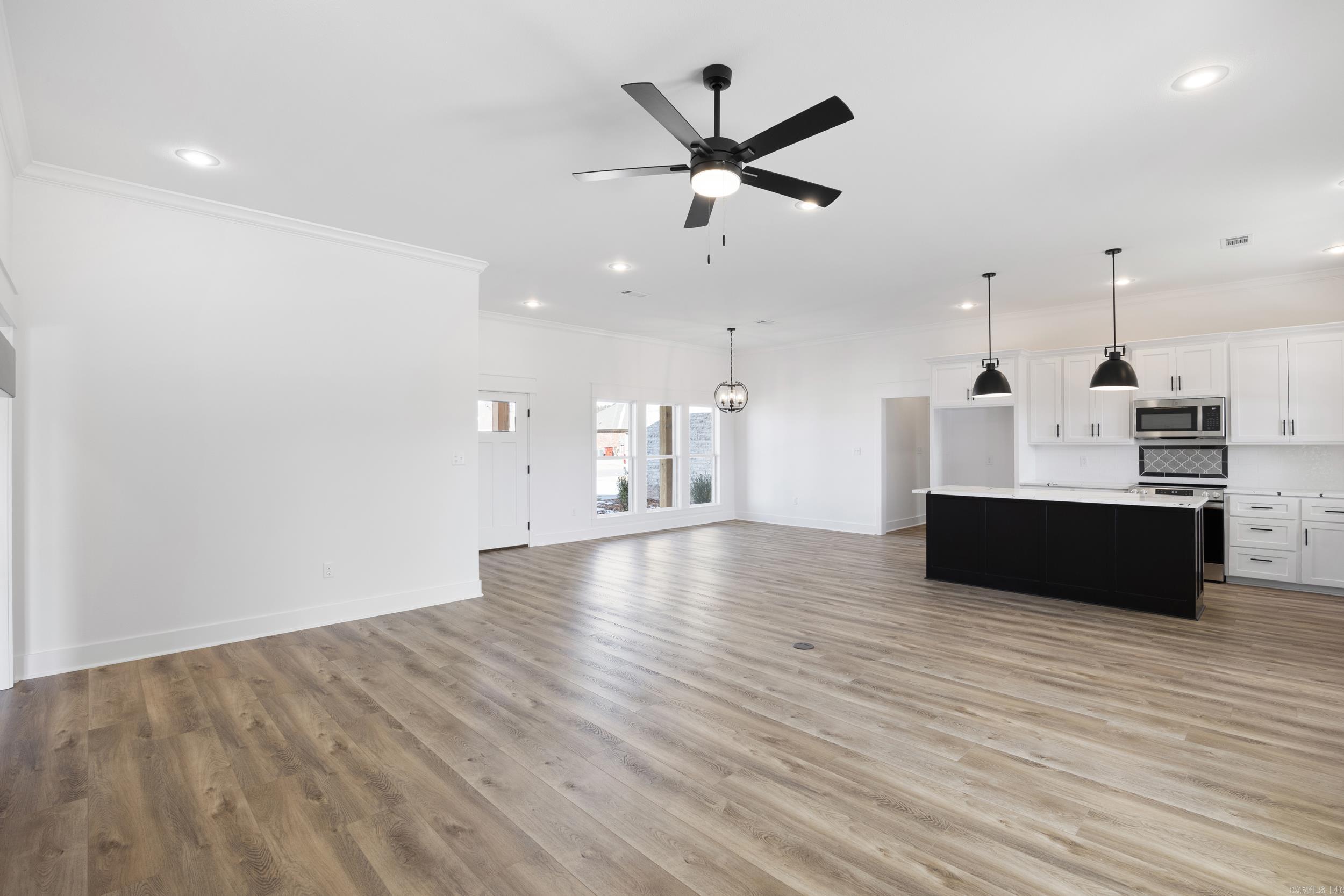 23  SUNSET  Morrilton, AR