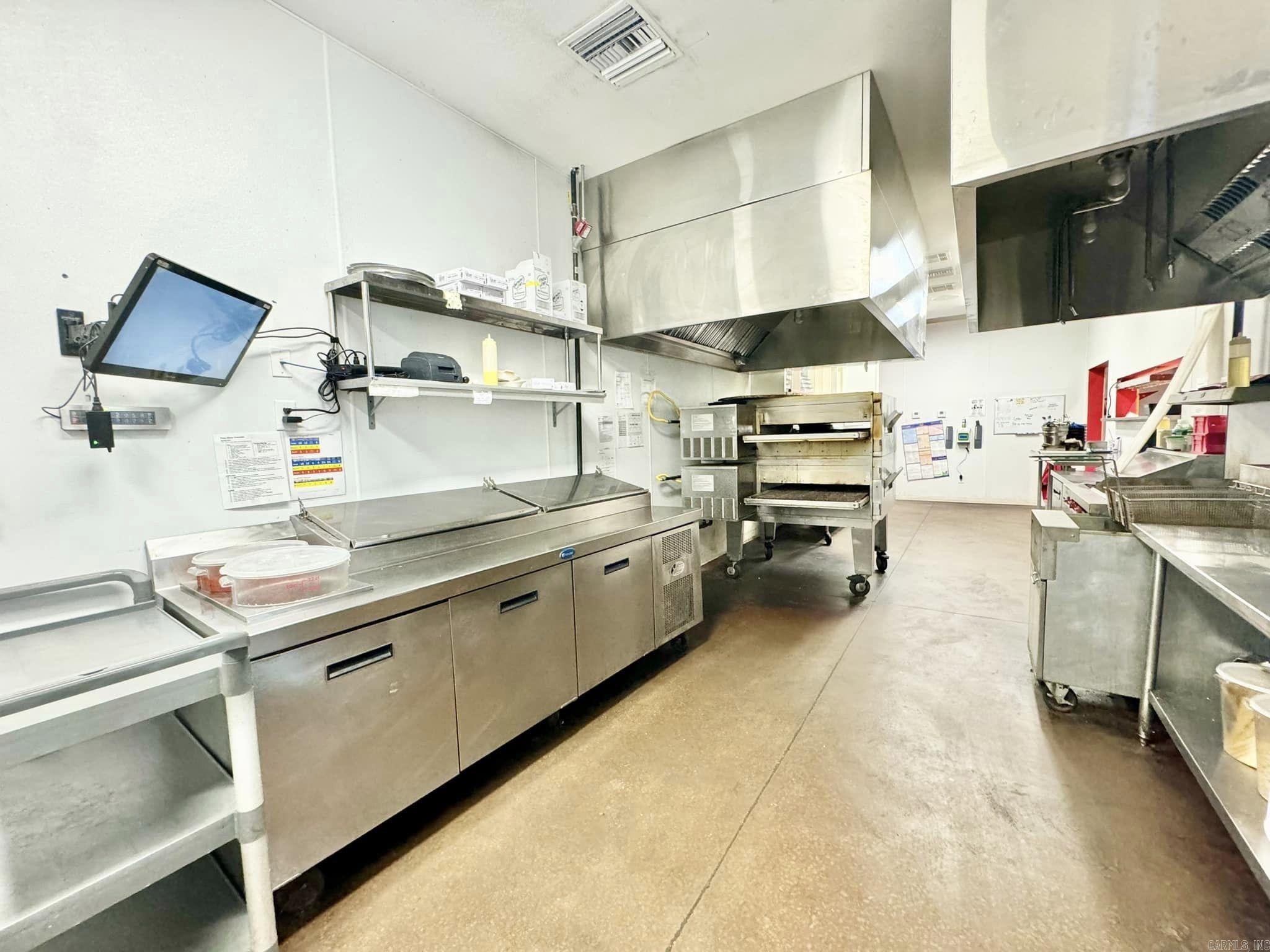 220 E Main Street  Mountain View, AR