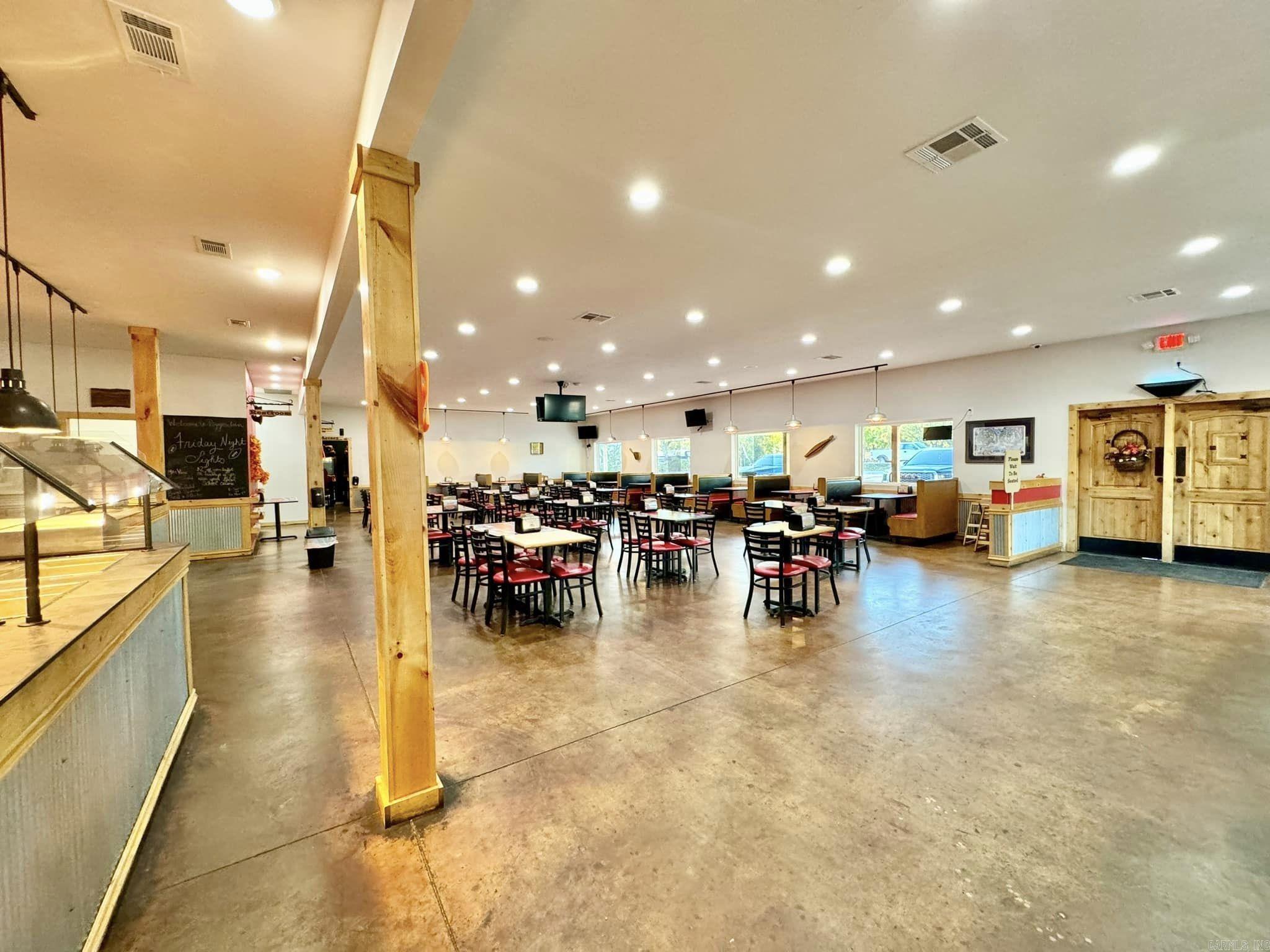 220 E Main Street  Mountain View, AR