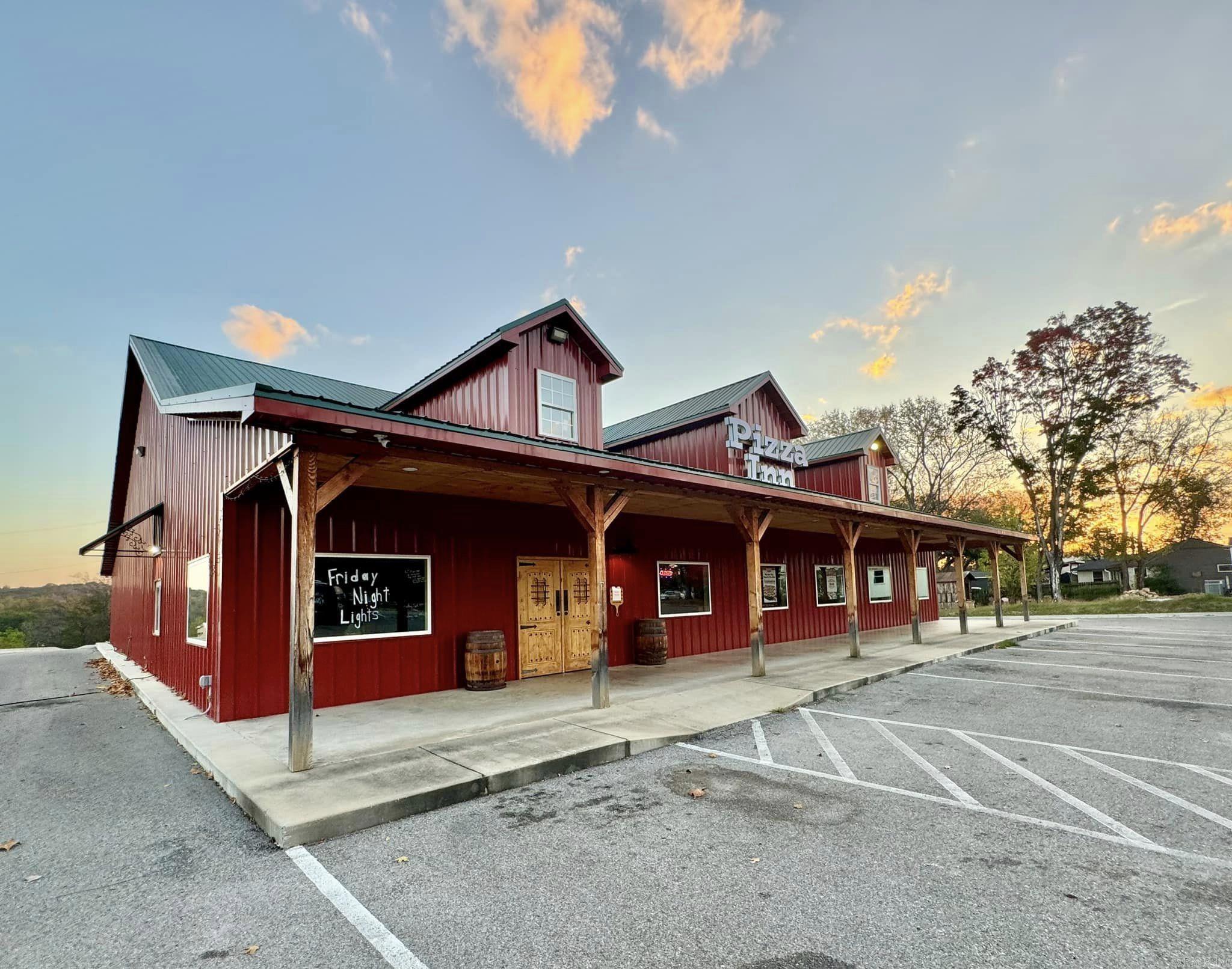 220 E Main Street  Mountain View, AR