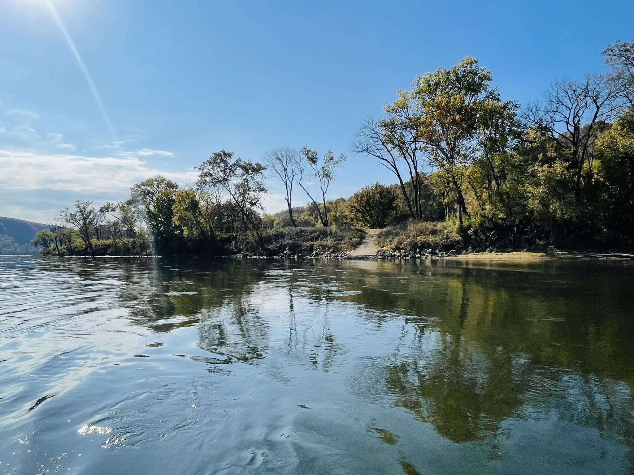 15 W School House Hollow Road  Melbourne, AR
