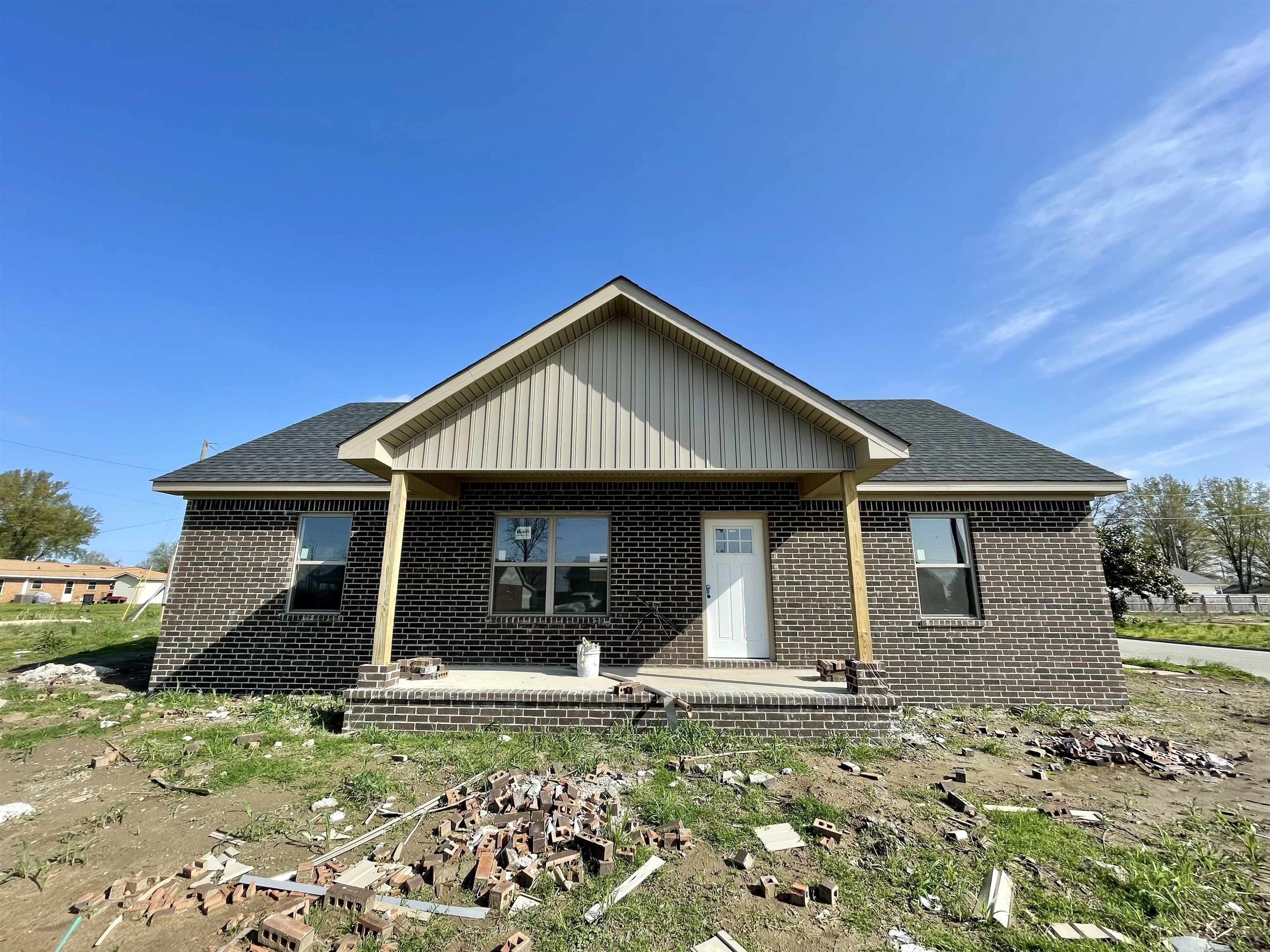 1200 Mulberry