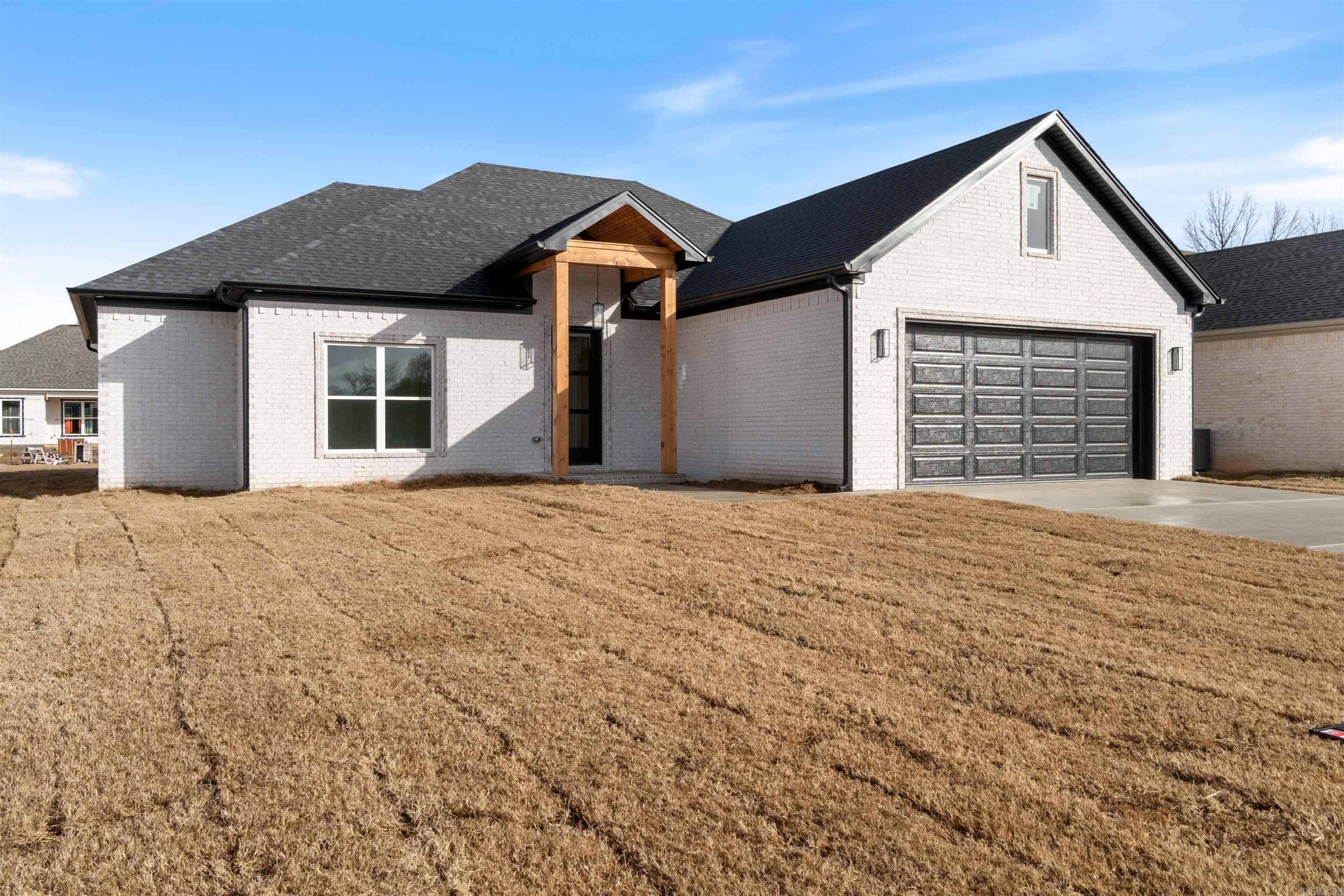 27 Dandelion Drive Greenbrier, AR 72058