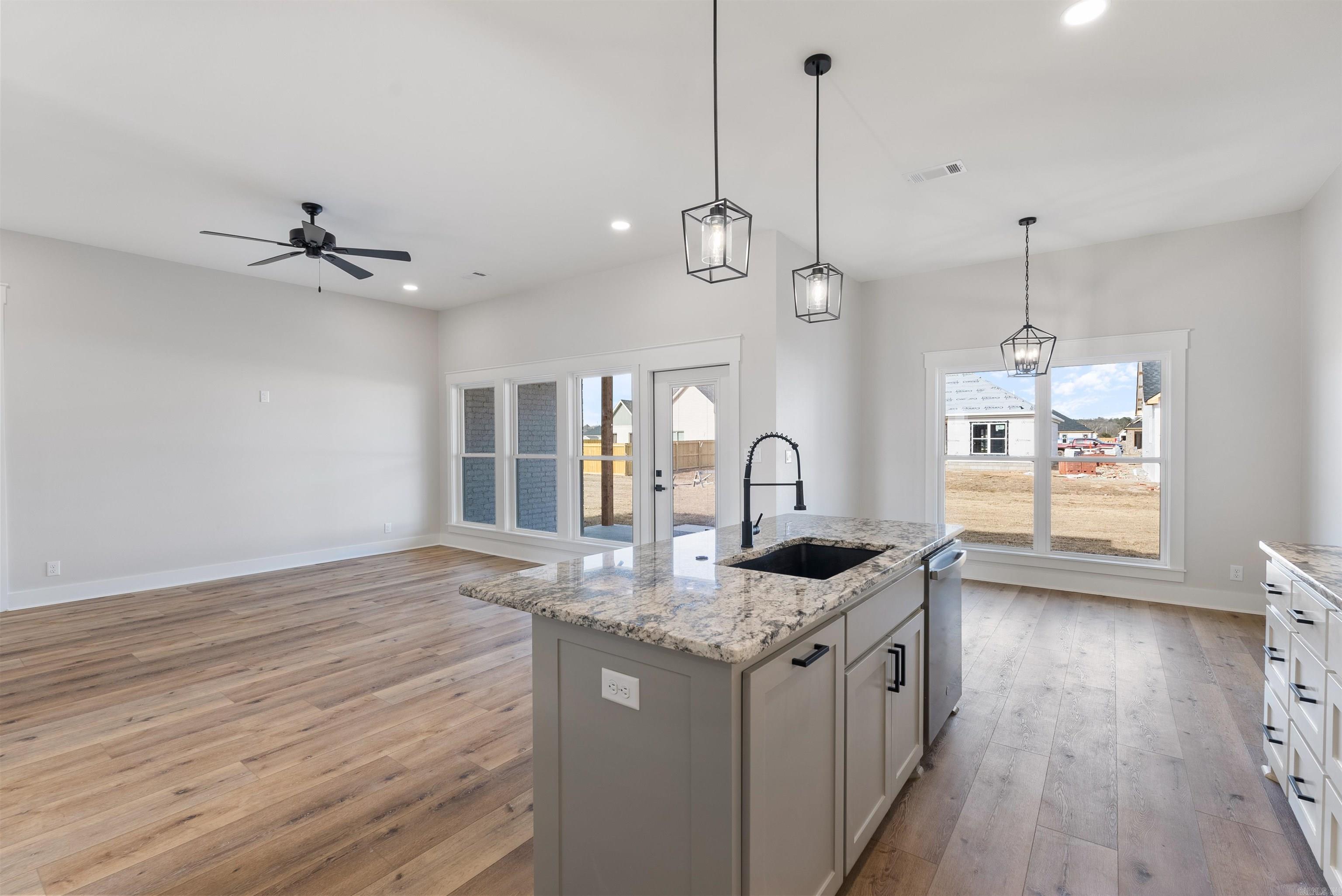 27 Dandelion Drive Greenbrier, AR 72058