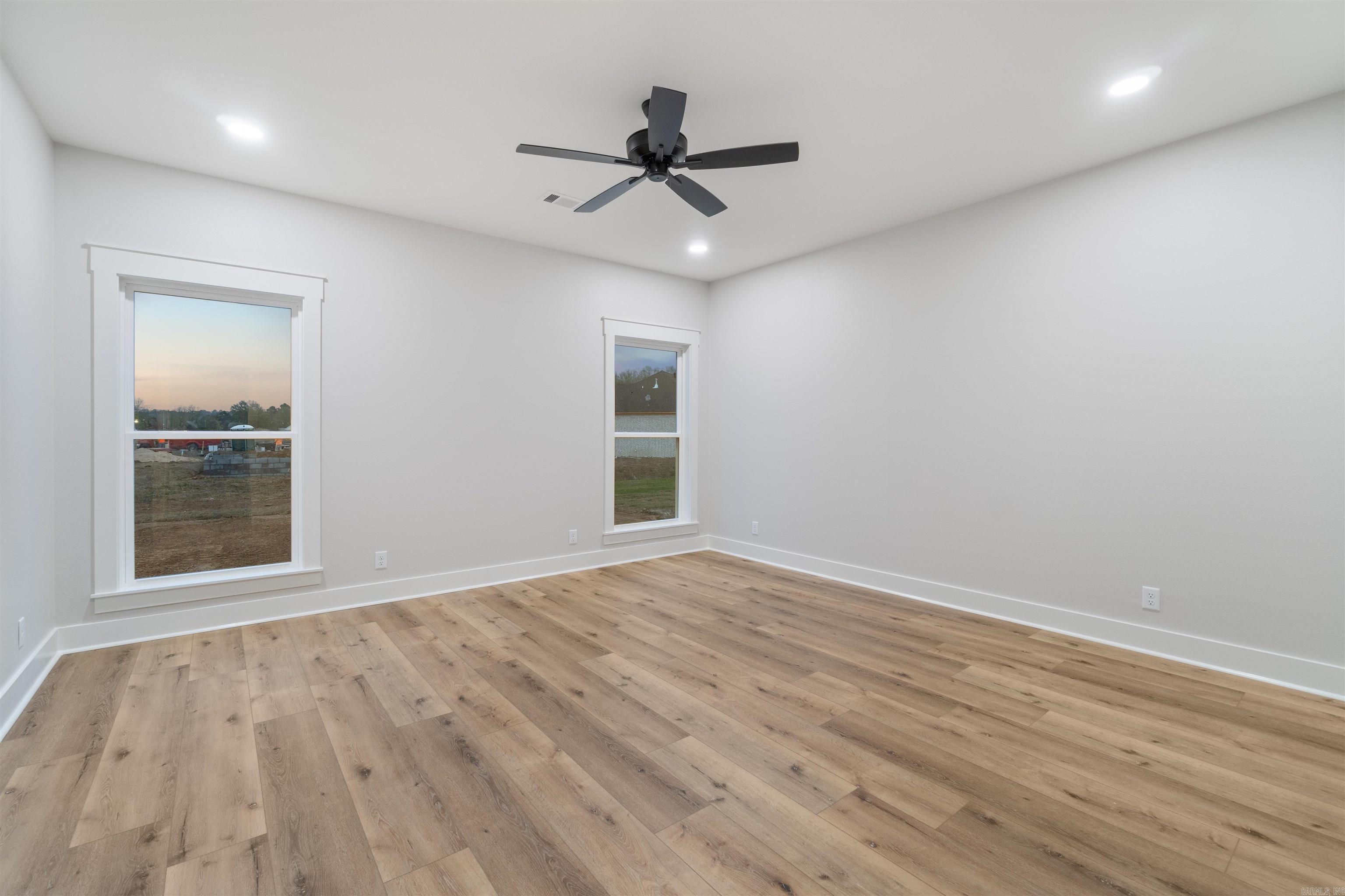 27 Dandelion Drive Greenbrier, AR 72058