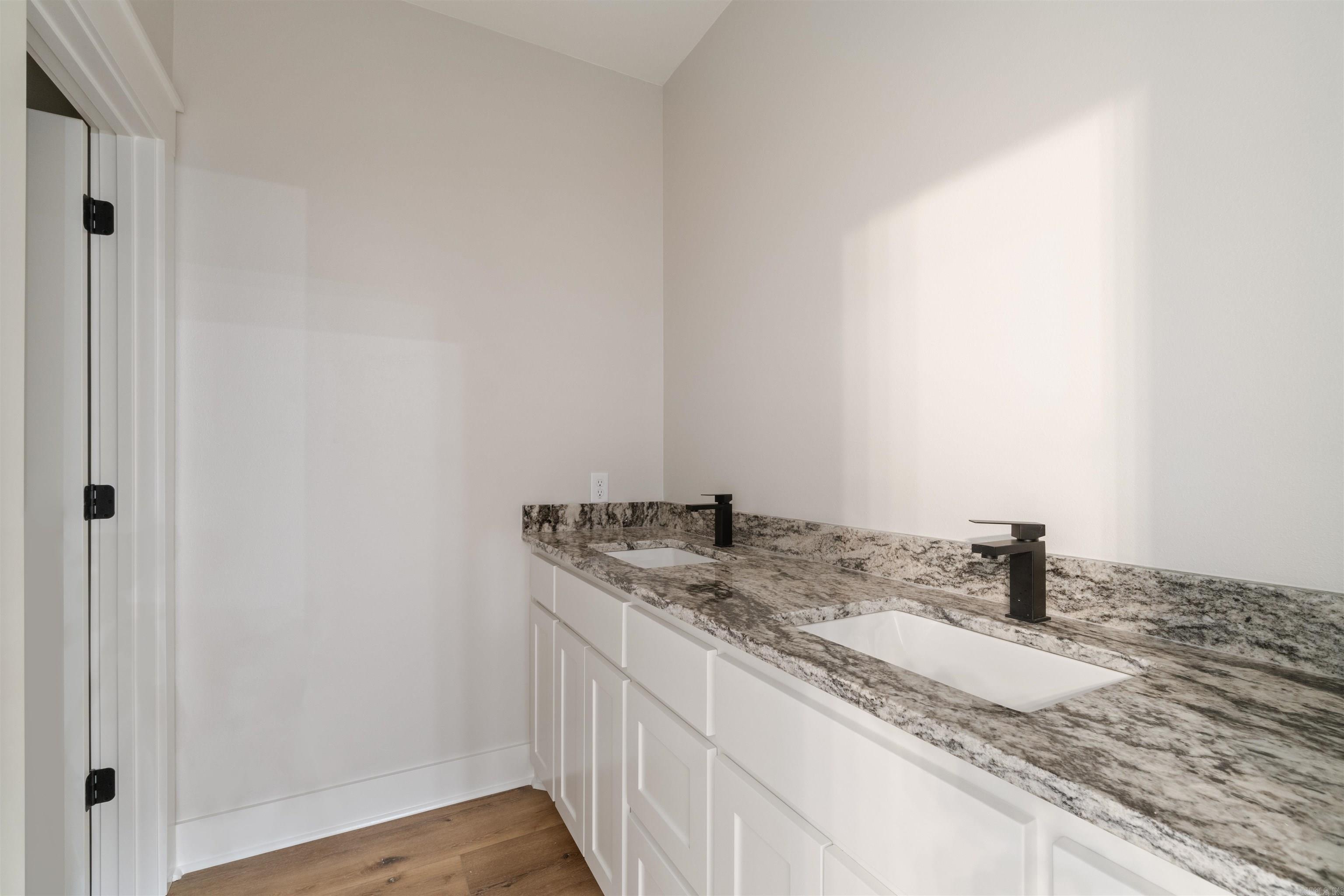 27 Dandelion Drive Greenbrier, AR 72058