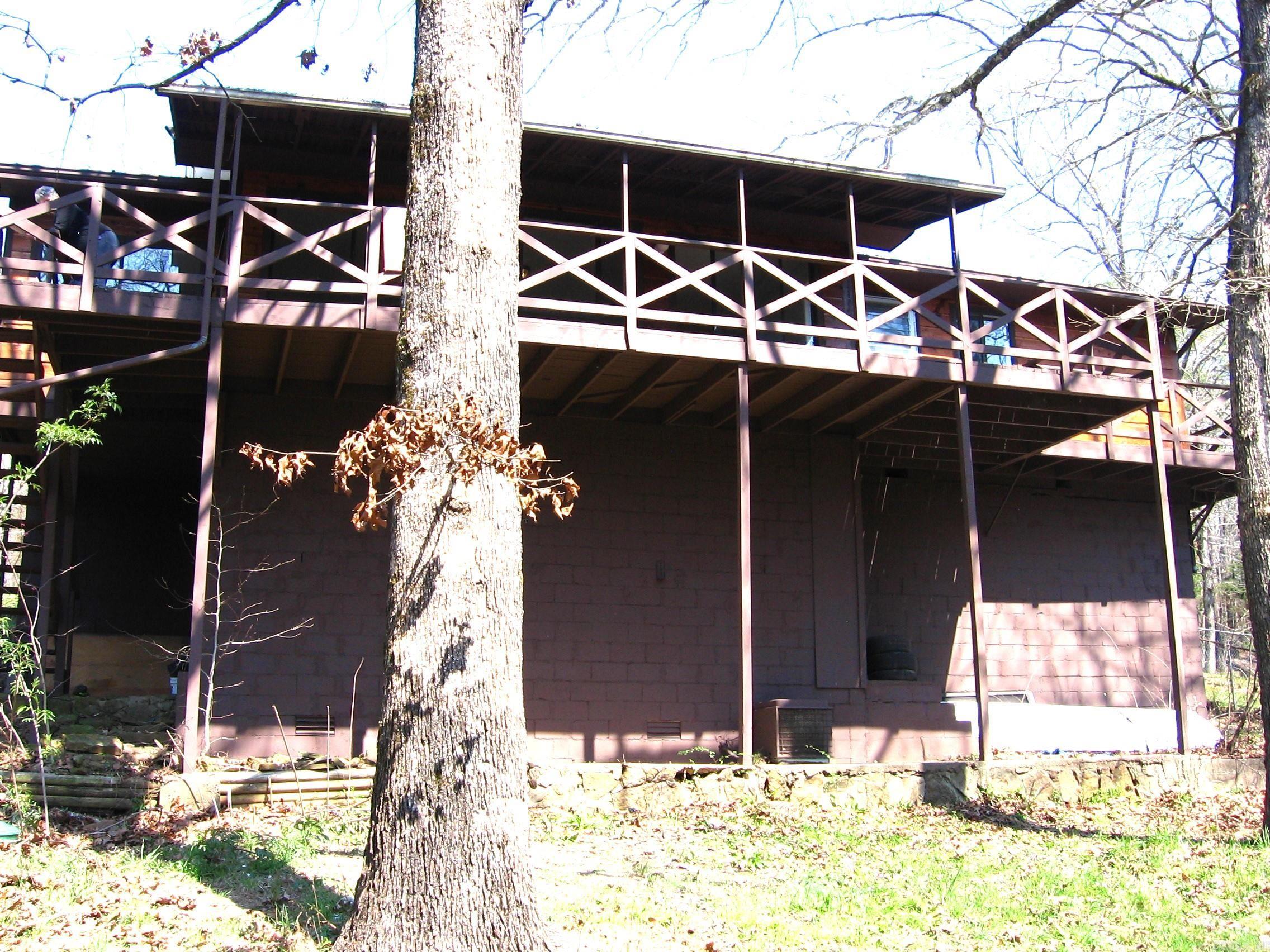 230  Riverview  Fairfield Bay, AR