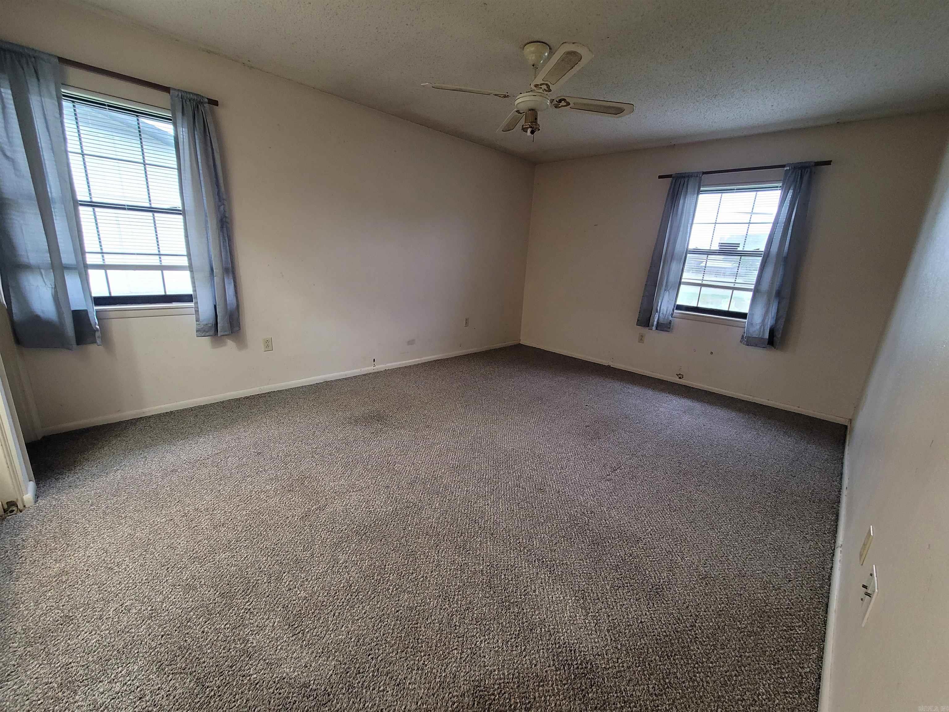 2118  Fairway St  Stuttgart, AR