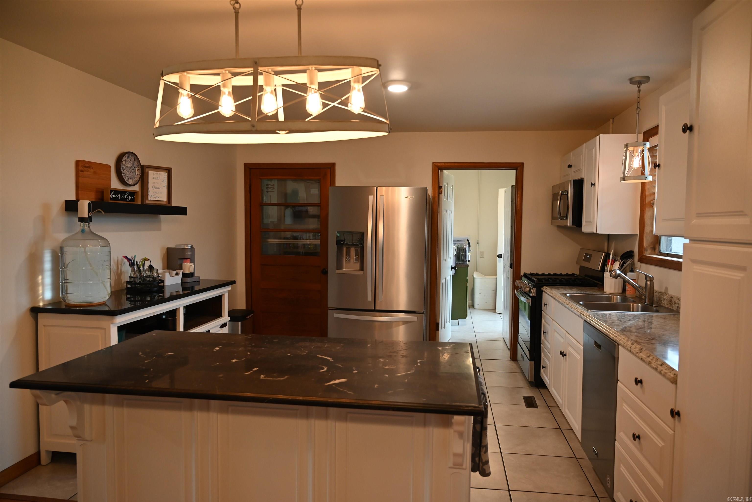 203 Glenview Harrison, AR 72601