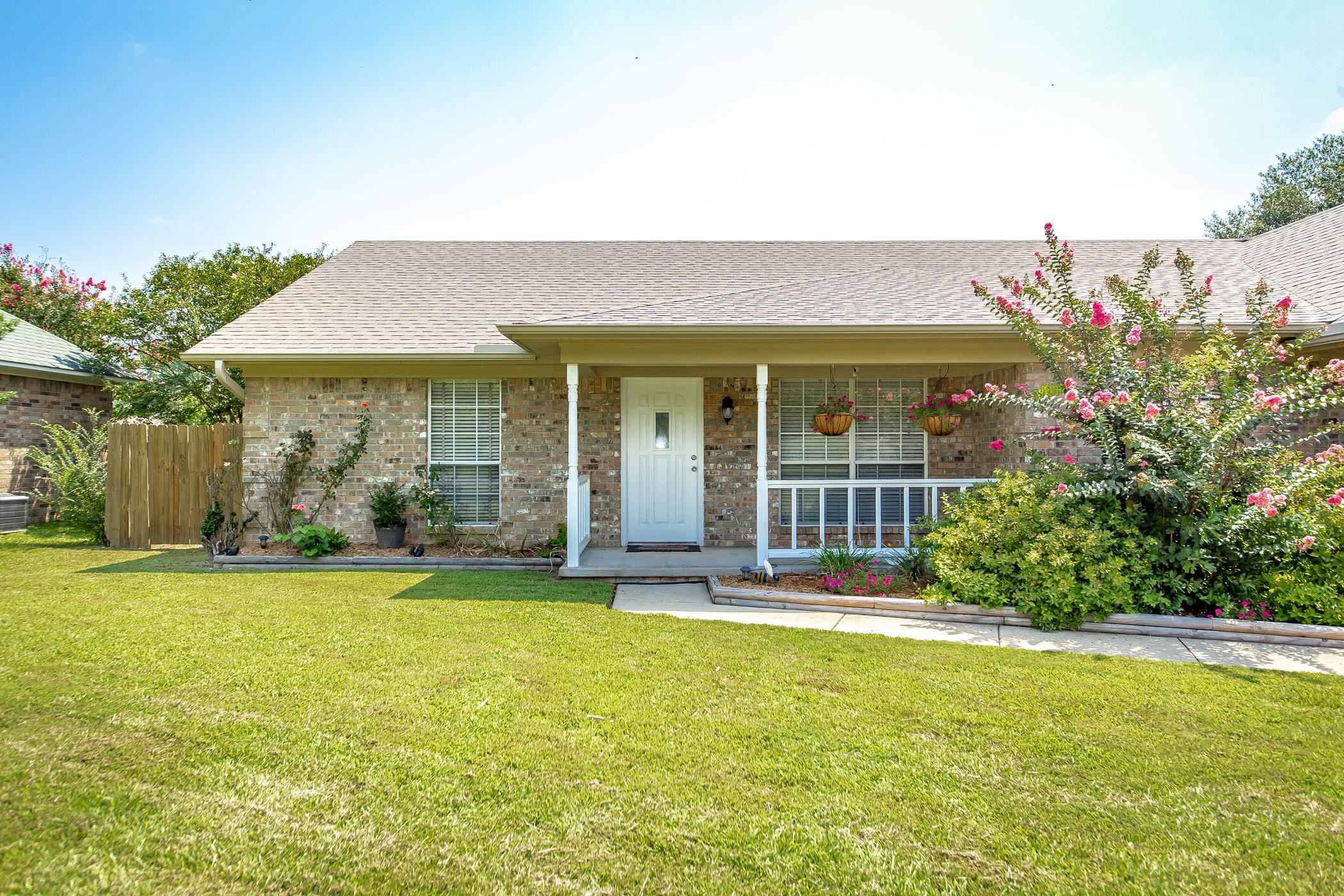 403  Linda  Cabot, AR