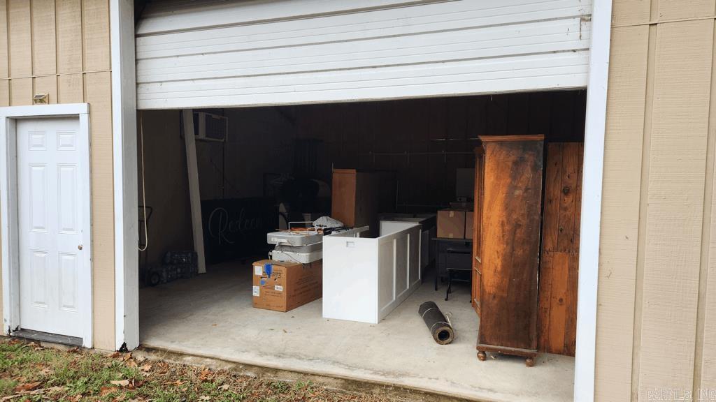 345 Bridge St  Mount Ida, AR