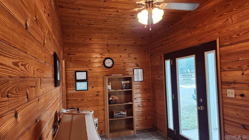 345  Bridge St  Mount Ida, AR