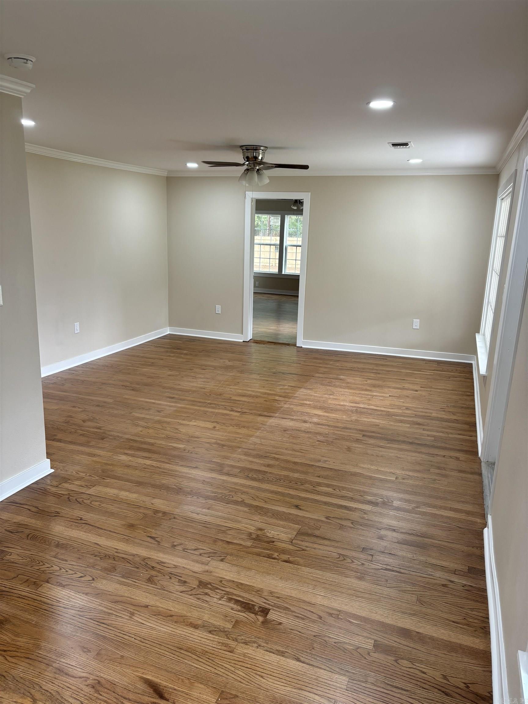 2205 W 34th Avenue  Pine Bluff, AR