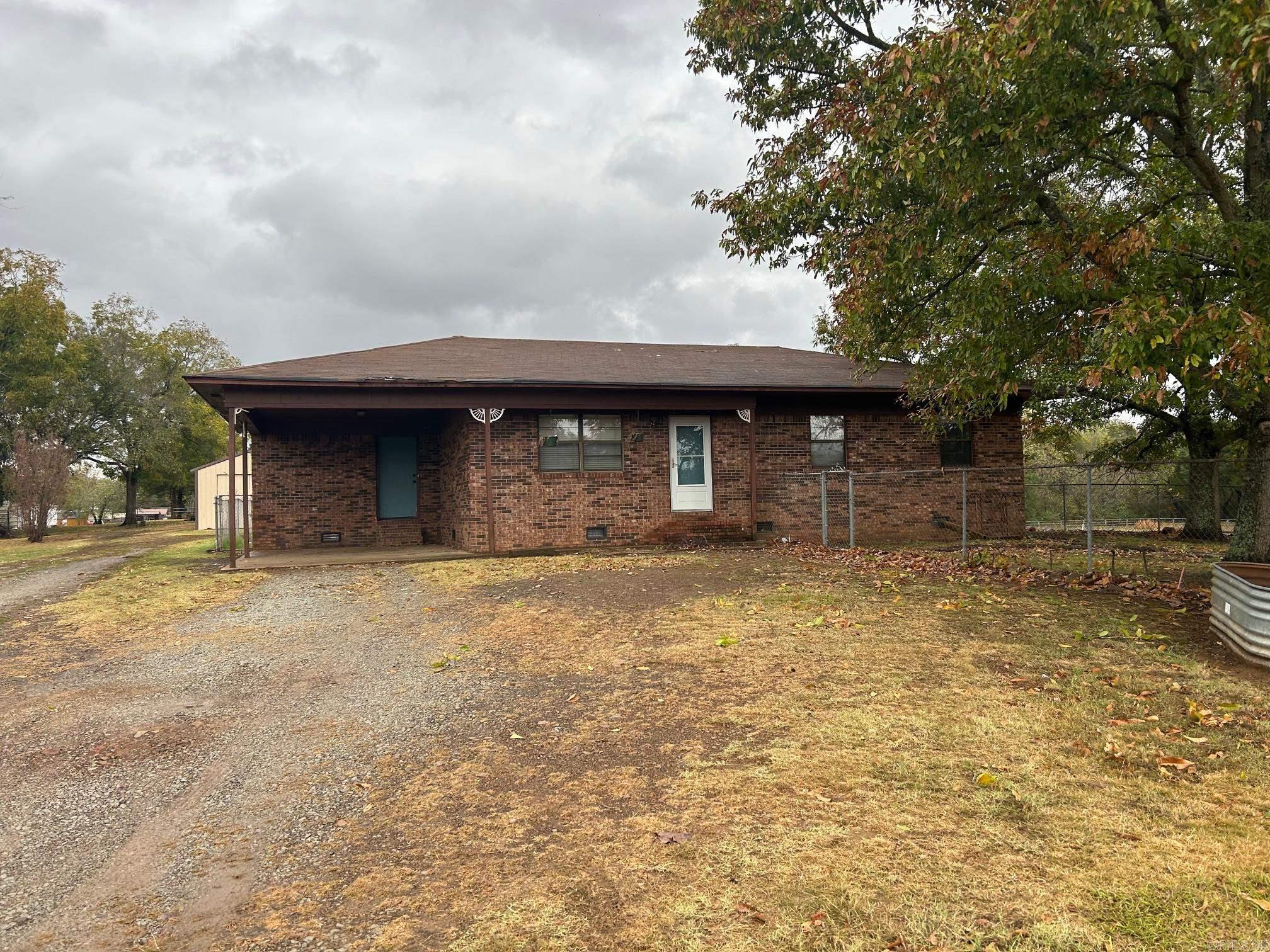 18  GARLAND SPRINGS  Mount Vernon, AR