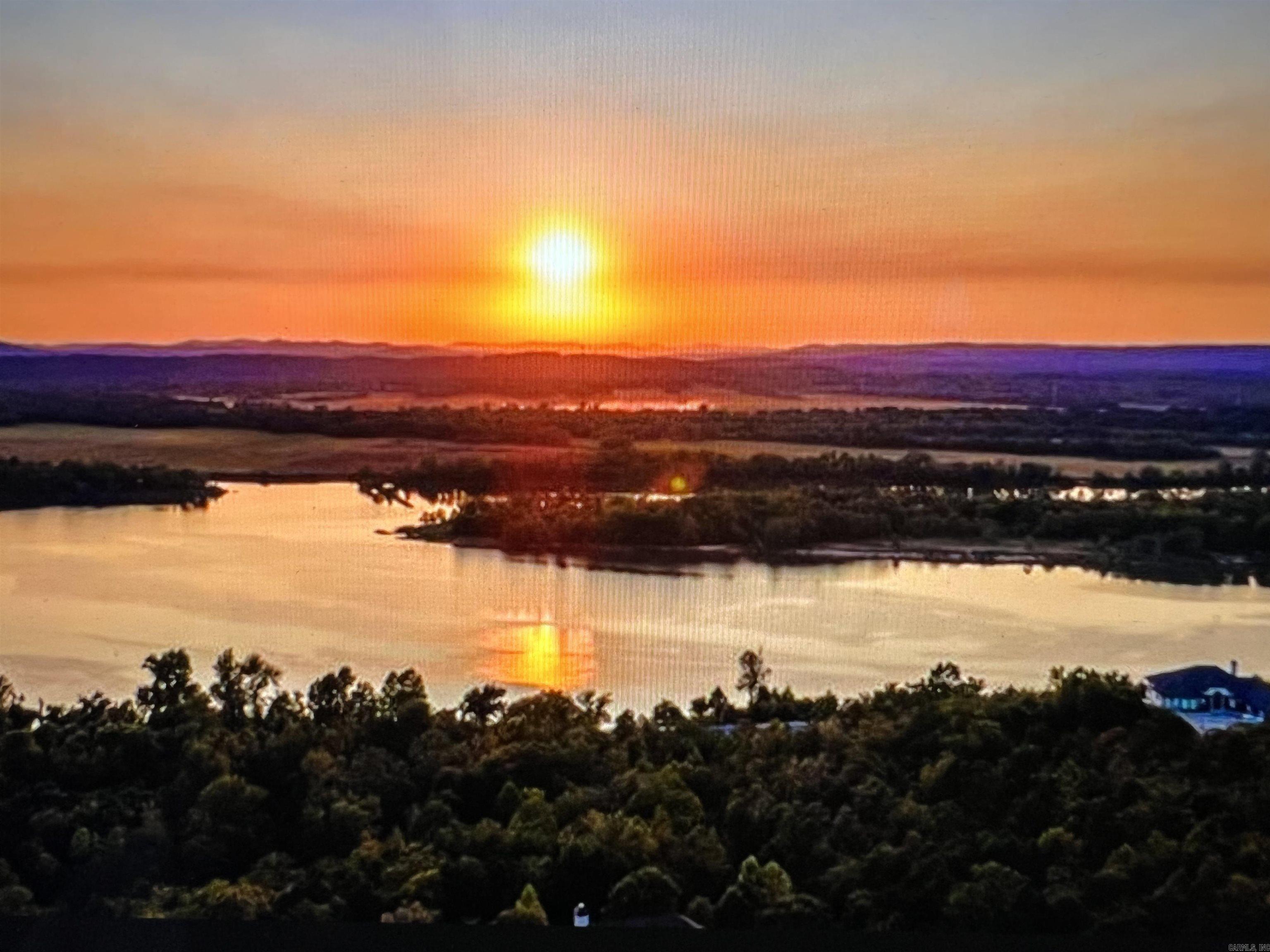16116  Vista Del Rio  Maumelle, AR