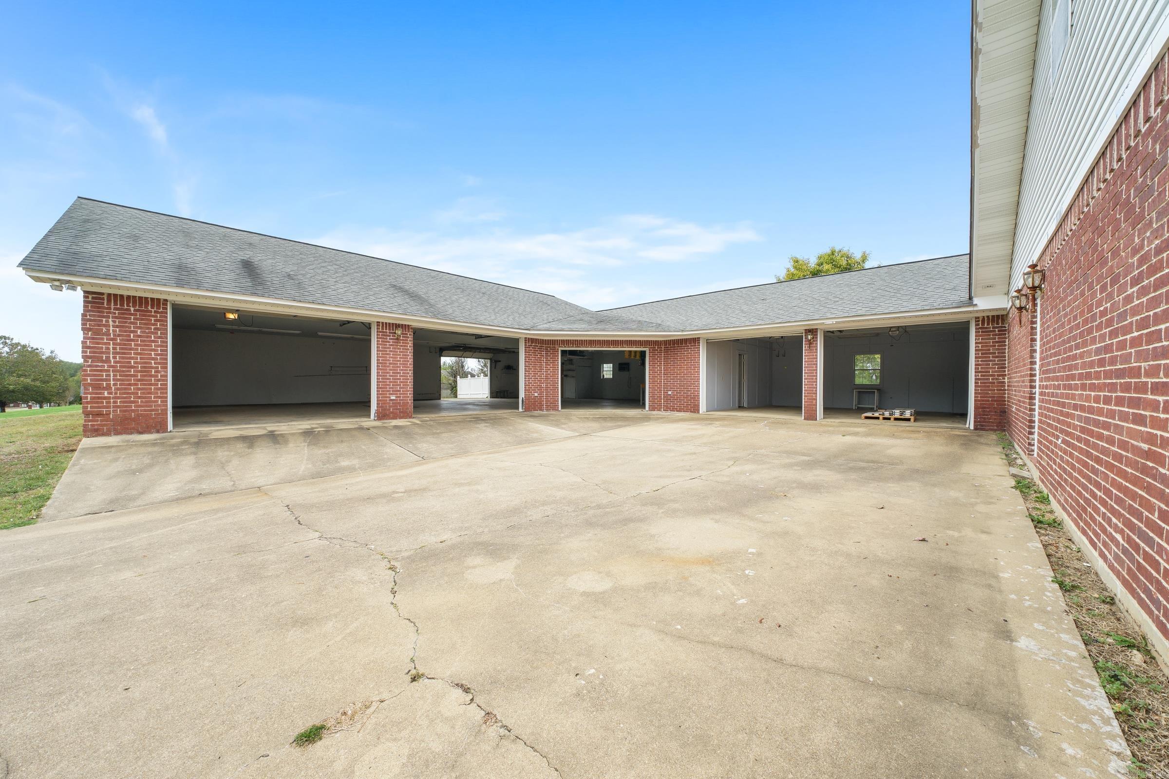 100  Long Meadow  De Queen, AR