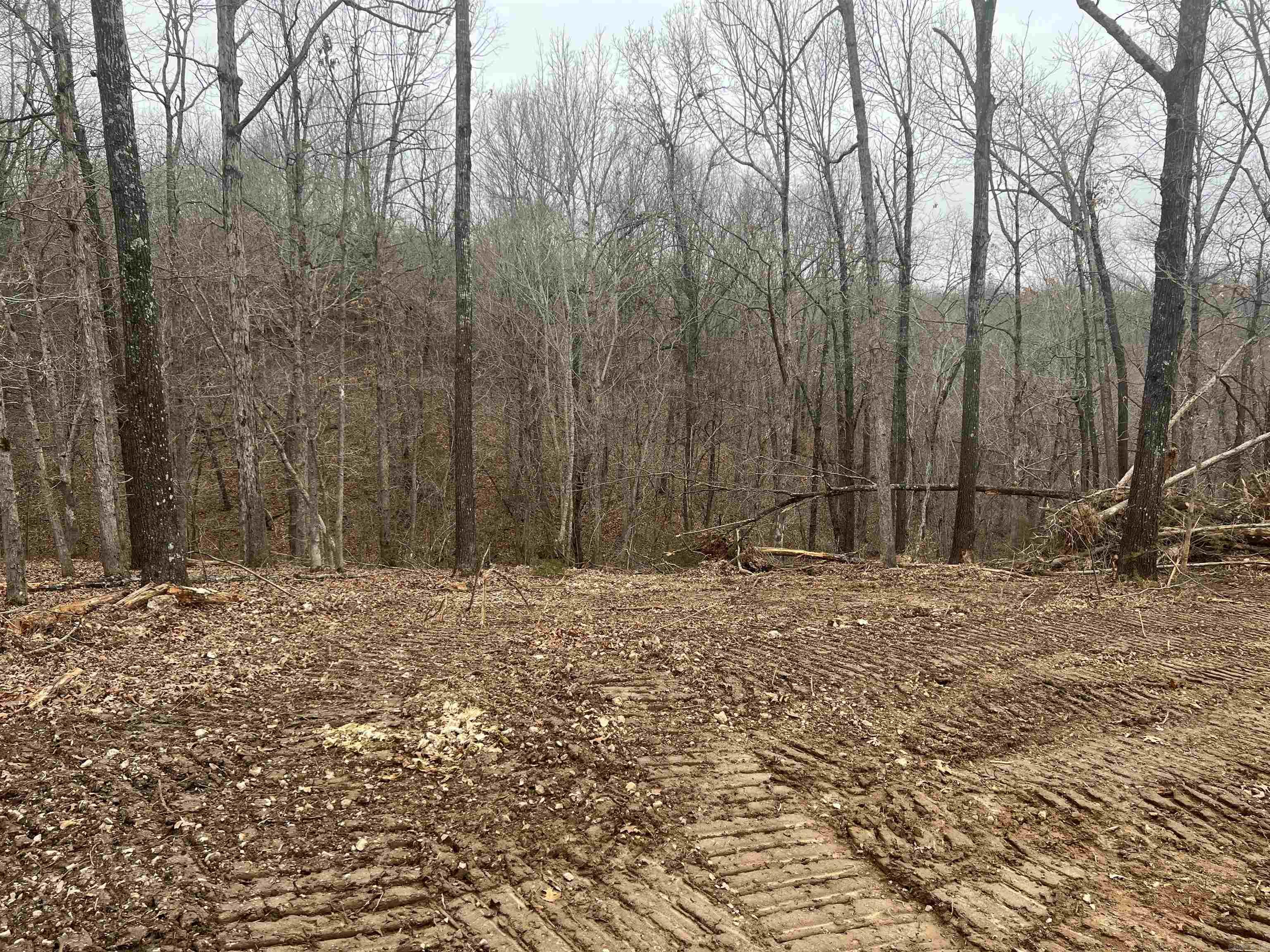 1.87 AC  Dubuque  Omaha, AR