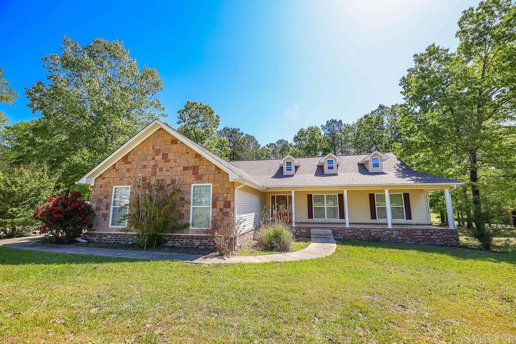 169 Whispering Oak Cir El Dorado, AR 71730