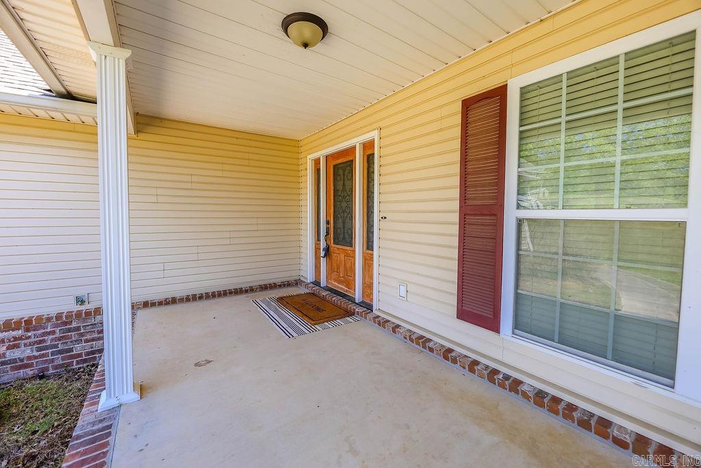 169 Whispering Oak Cir El Dorado, AR 71730