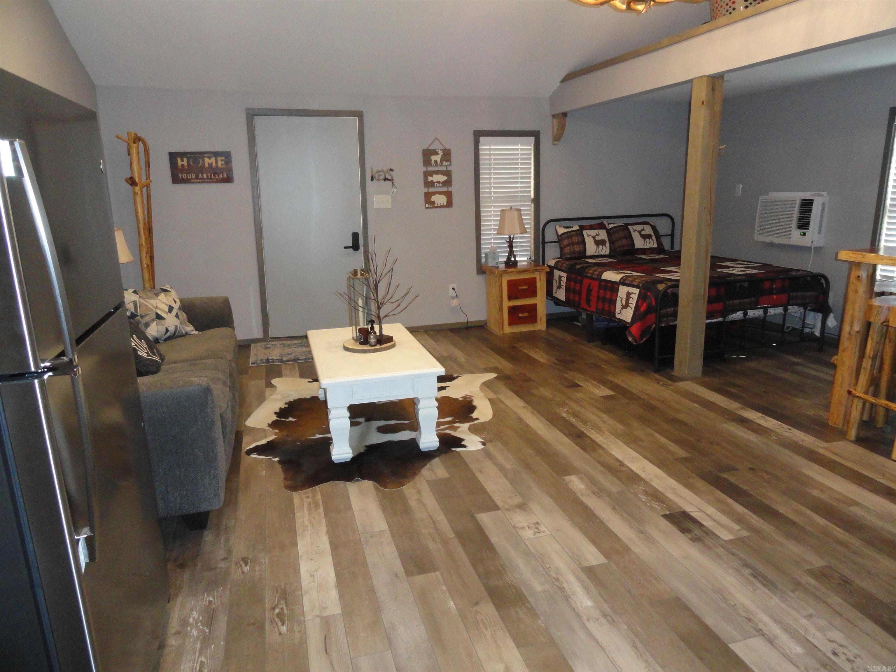 305 Deer Run Drive Leslie, AR 72645