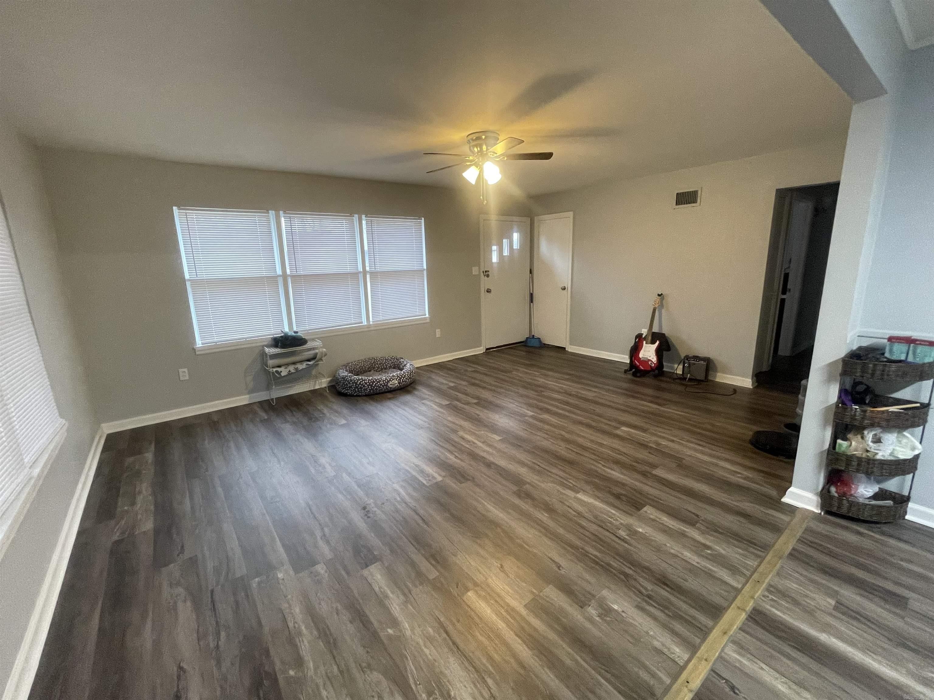 602 E Valley  Morrilton, AR