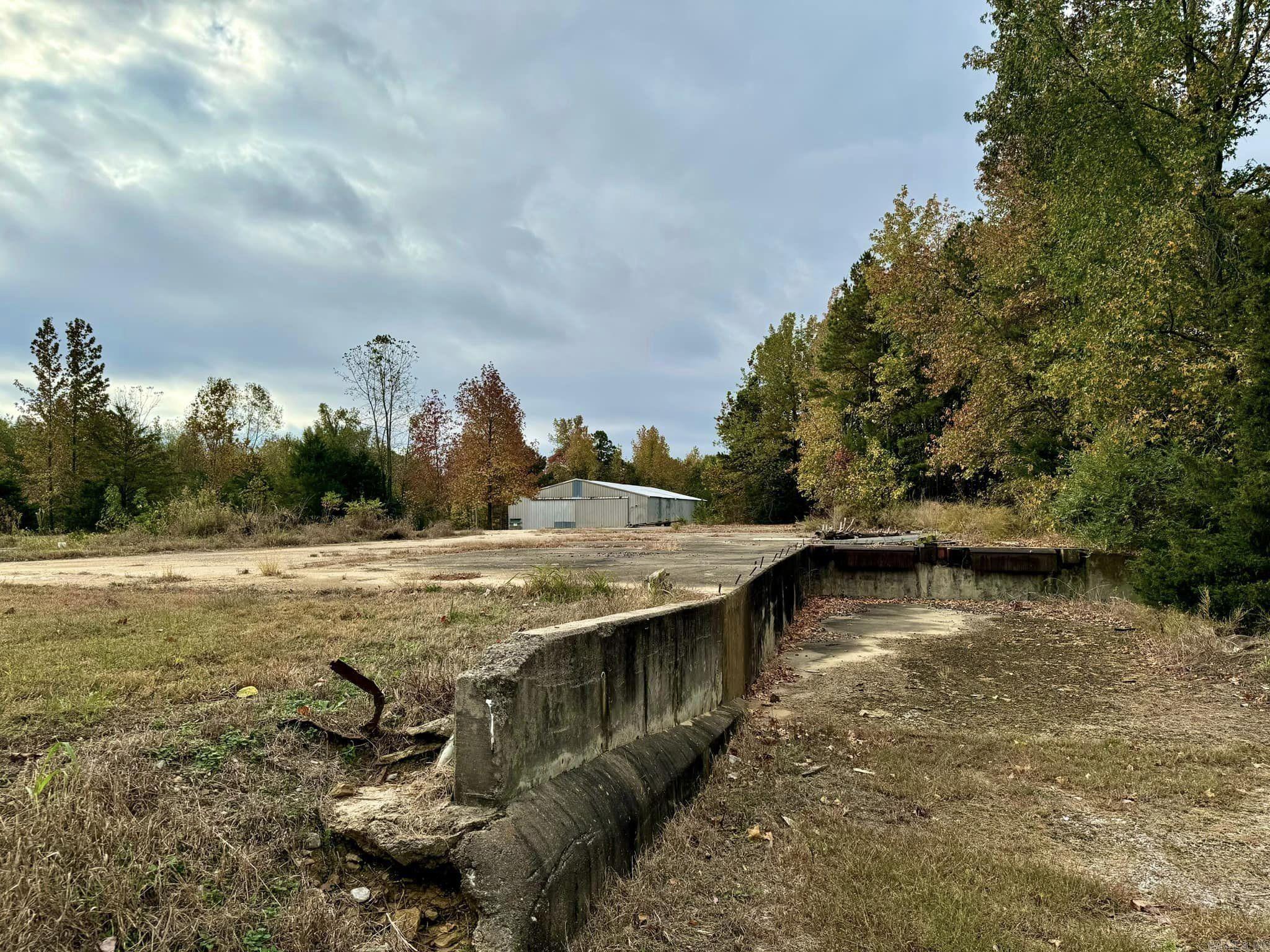 200  Floral Road  Concord, AR